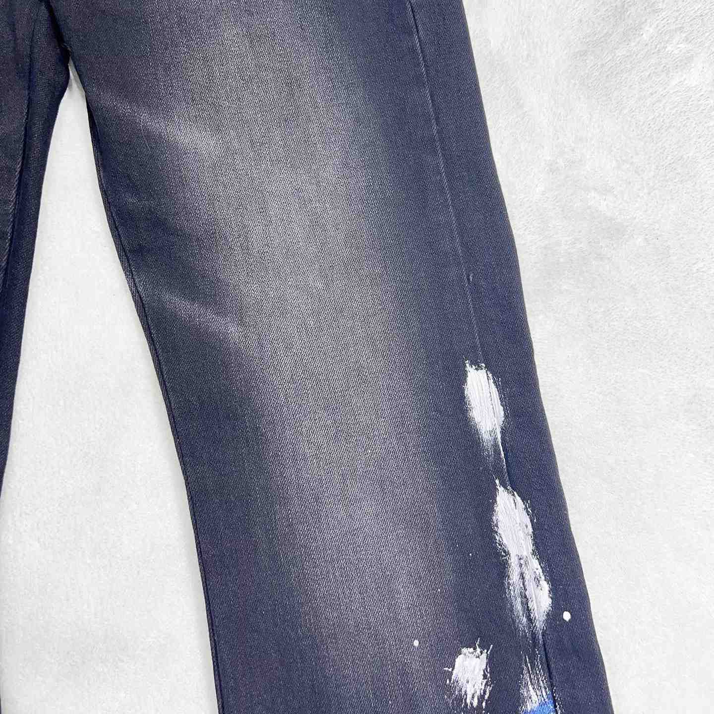 Amiri Paint Splatter Flared Jeans     AM3029-1 - EUR FASHION