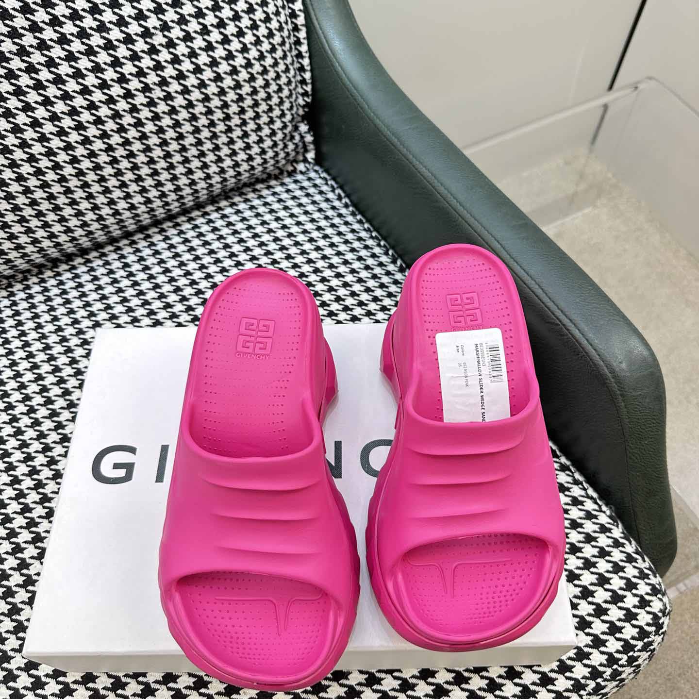 Givenchy Marshmallow Wedge Sandals In Rubber - EUR FASHION