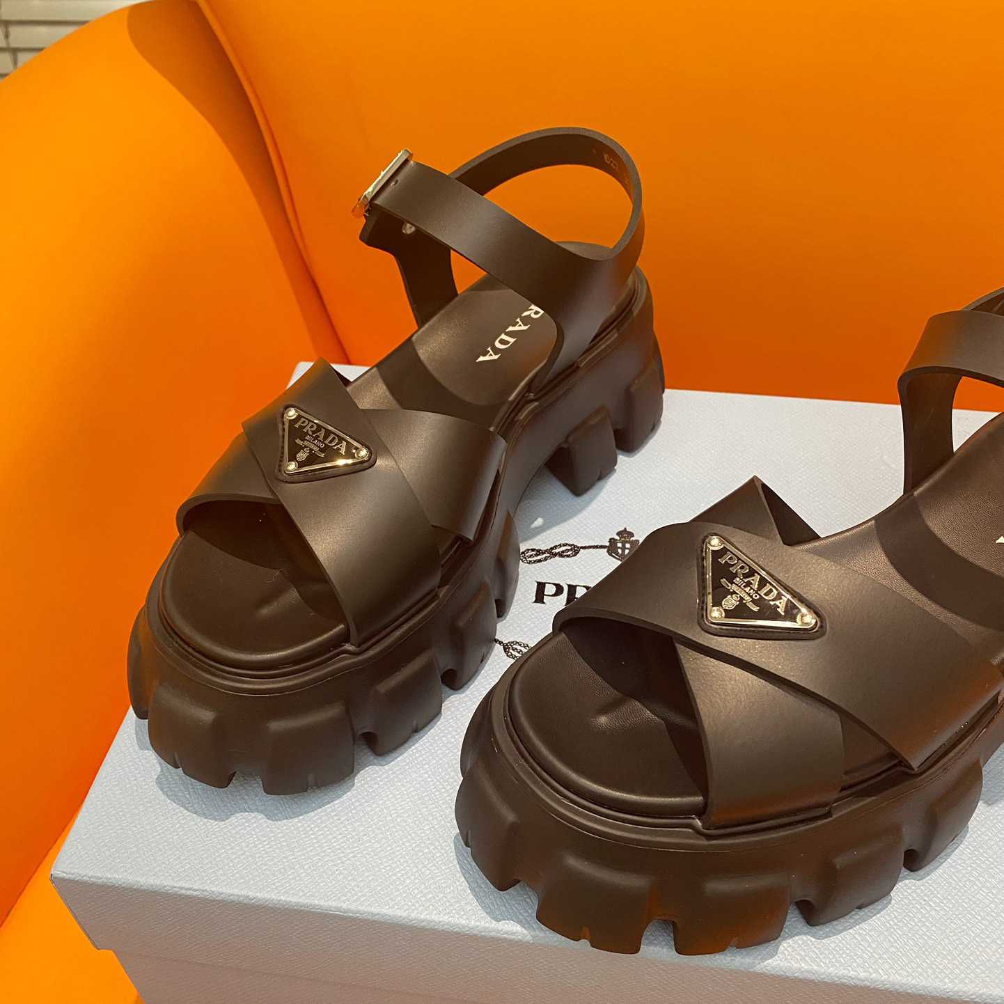 Prada Monolith Rubber Sandals - EUR FASHION
