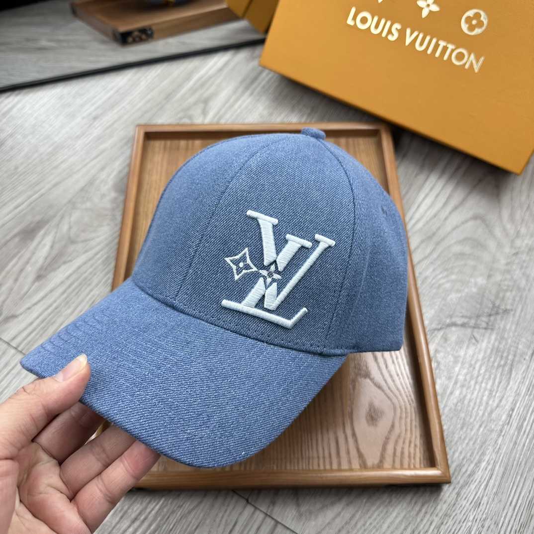 Louis Vuitton Cap - EUR FASHION