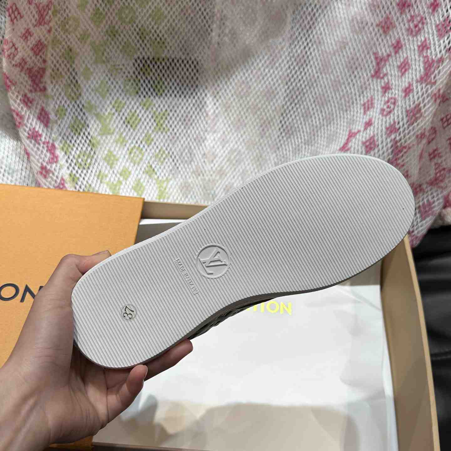 Louis Vuitton LV Stadium Sneaker   1ACUJ3 - EUR FASHION