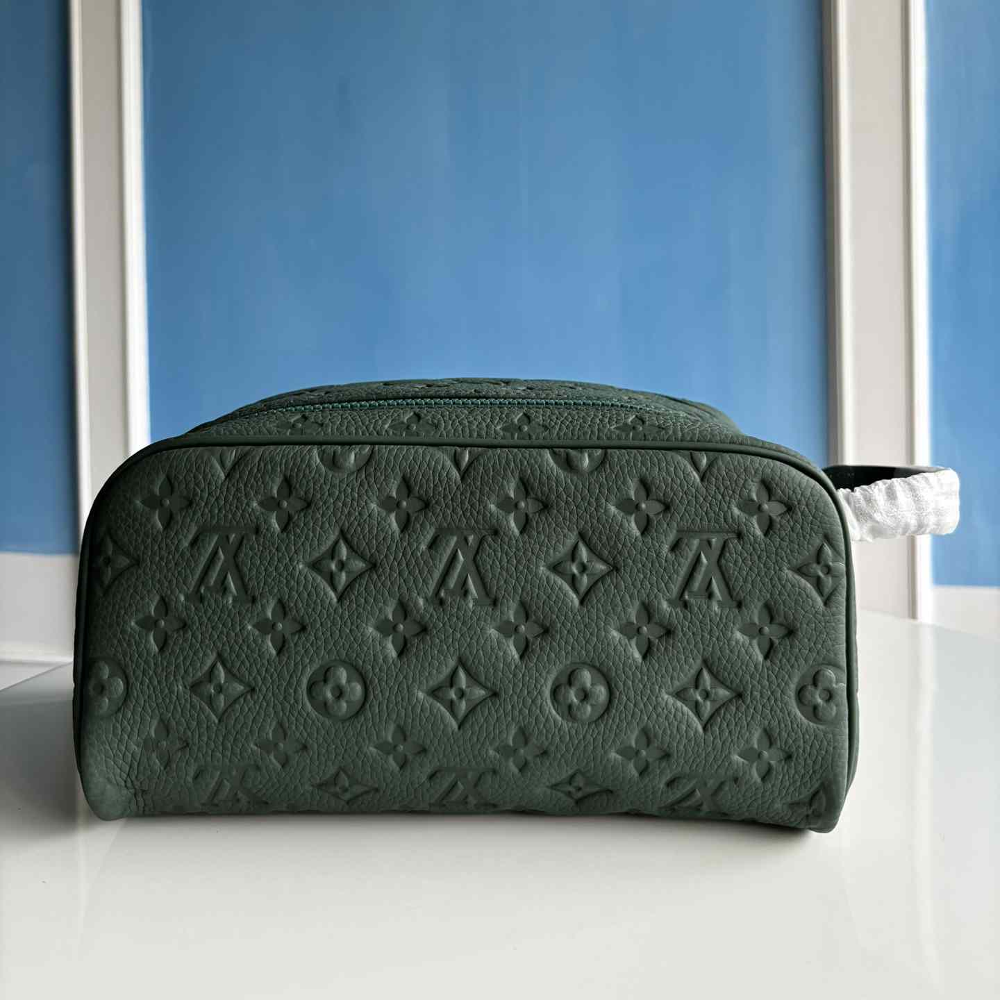 Louis Vuitton Dopp Kit    M24442 - EUR FASHION