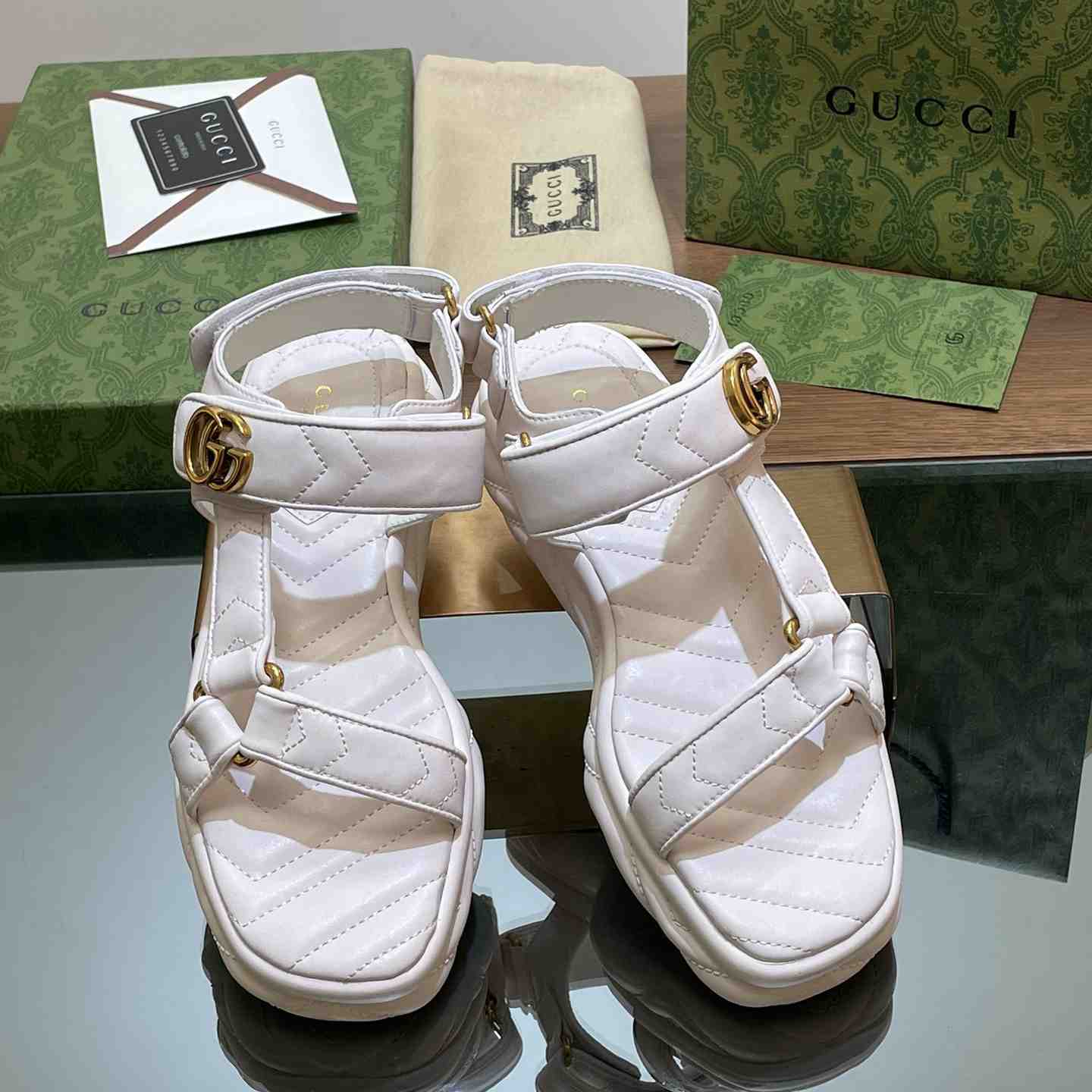 Gucci Women's Double G Sandal - EUR FASHION