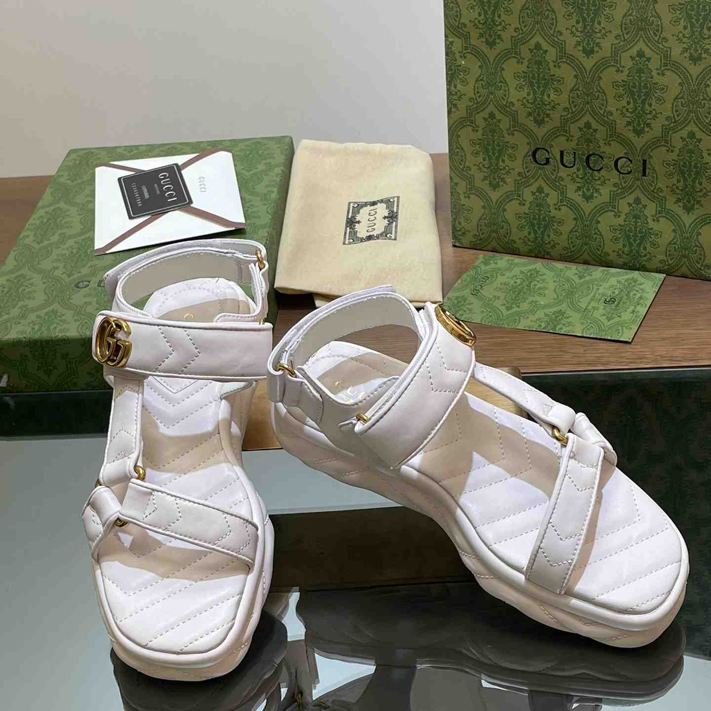 Gucci Women's Double G Sandal - EUR FASHION