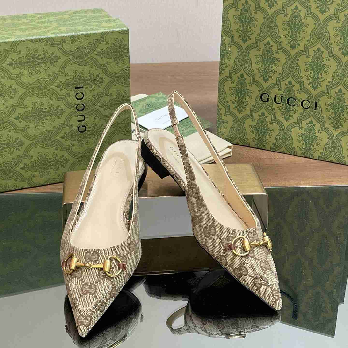 Gucci Women's Horsebit Slingback Ballet Flat - EUR FASHION