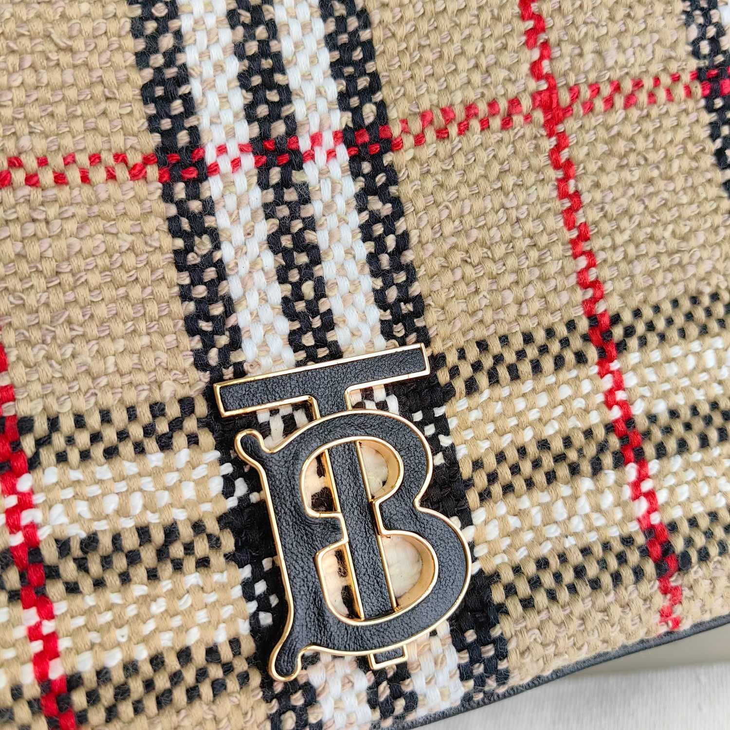 Burberry Lola Vintage-check Bouclé Shoulder Bag (28 x 6.5 x 17cm) - EUR FASHION