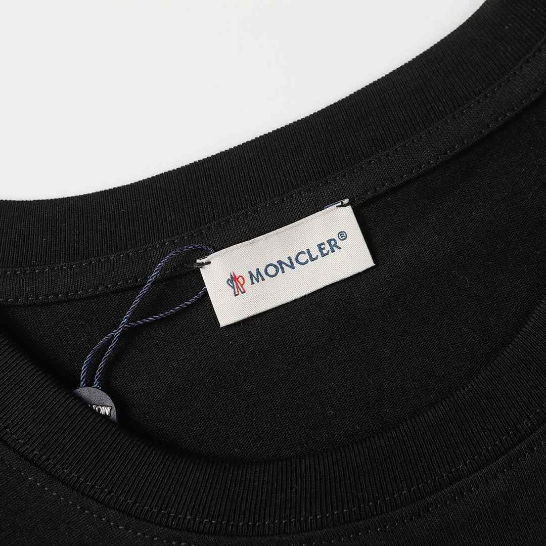 Moncler Cotton T-shirt - EUR FASHION