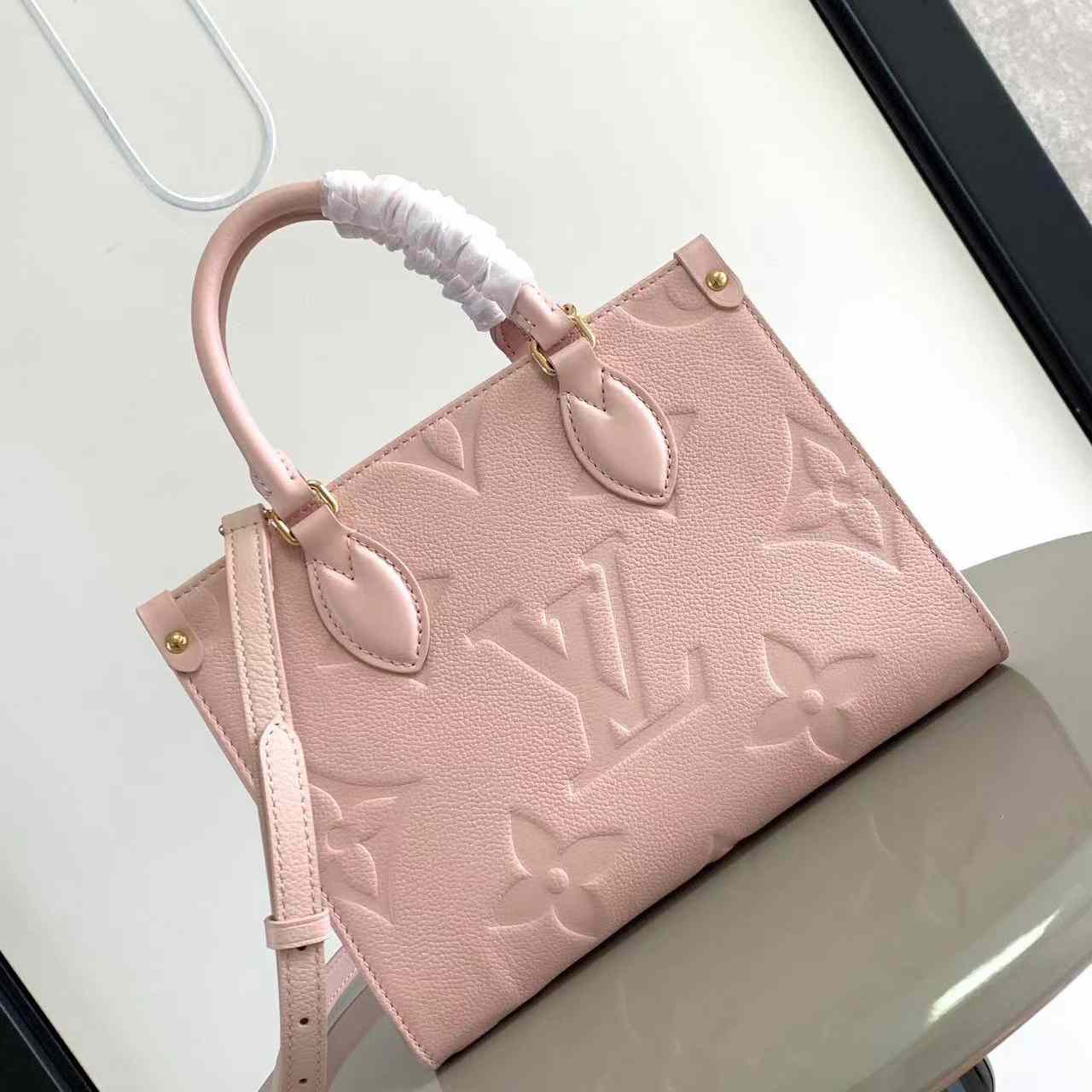 Louis Vuitton OnTheGo PM   M47135 - EUR FASHION