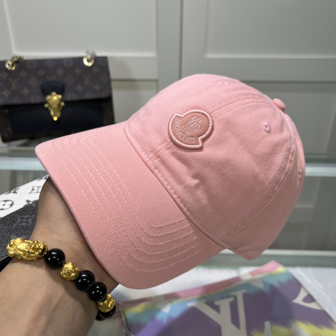 Moncler Cap  - EUR FASHION