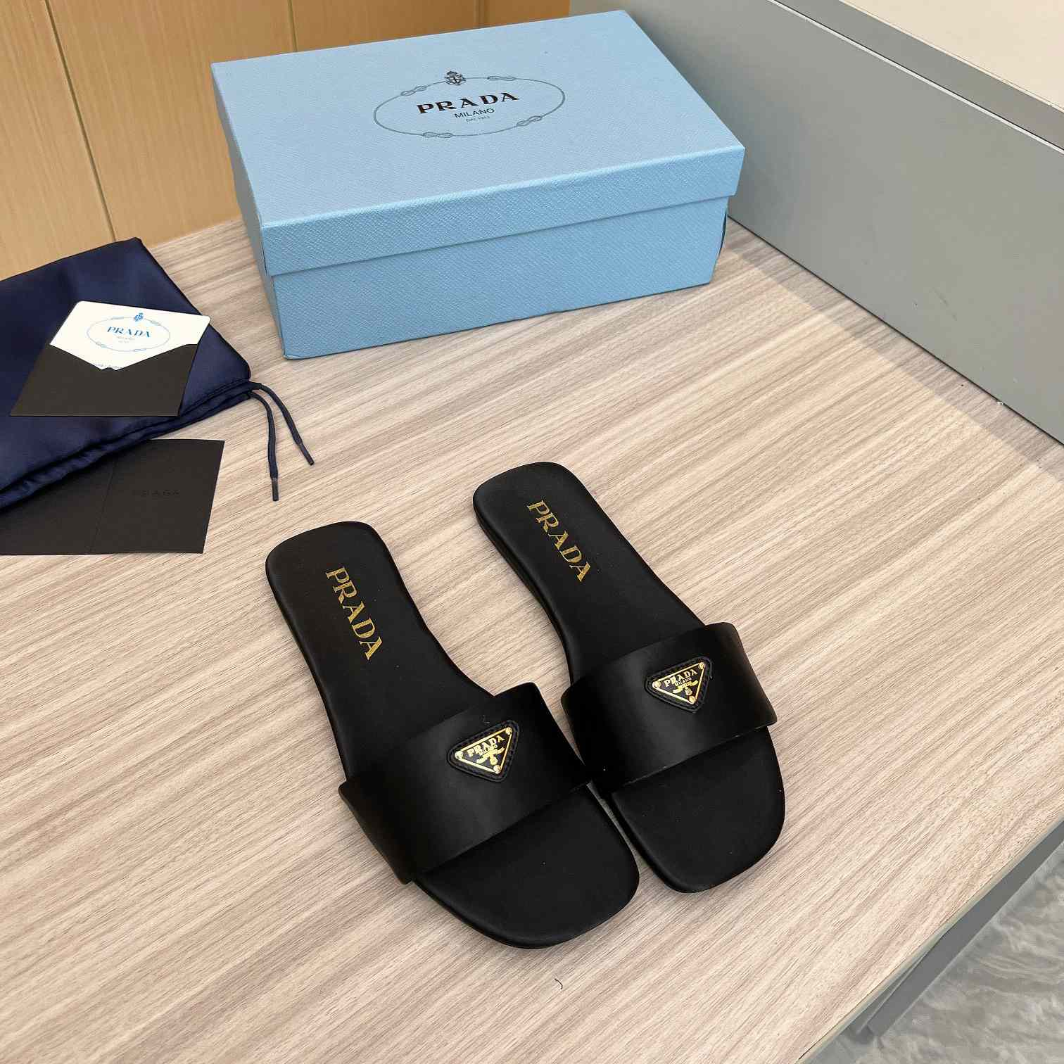 Prada Leather Slides - EUR FASHION