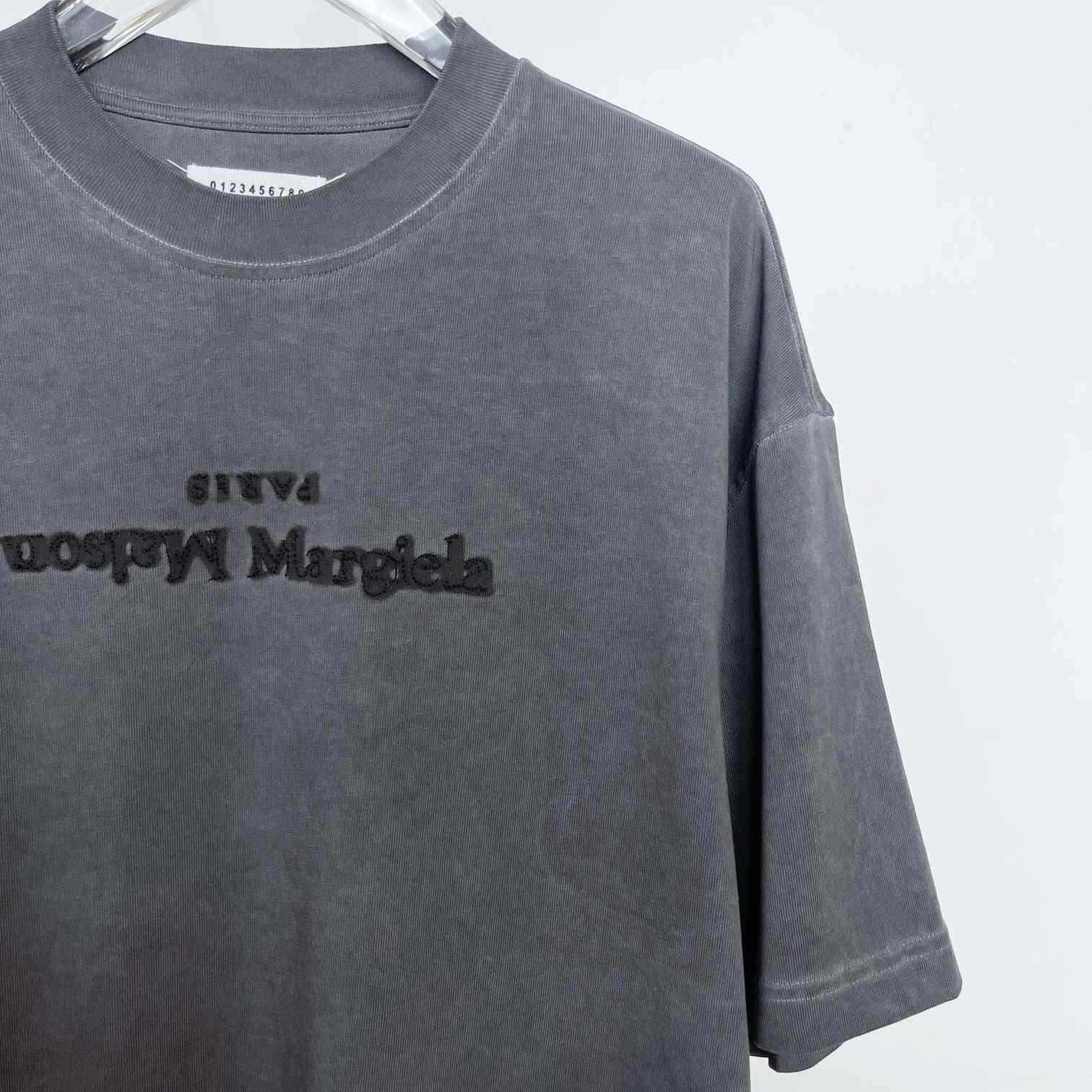 Maison Margiela Faded Logo T-Shirt In Washed Black - EUR FASHION