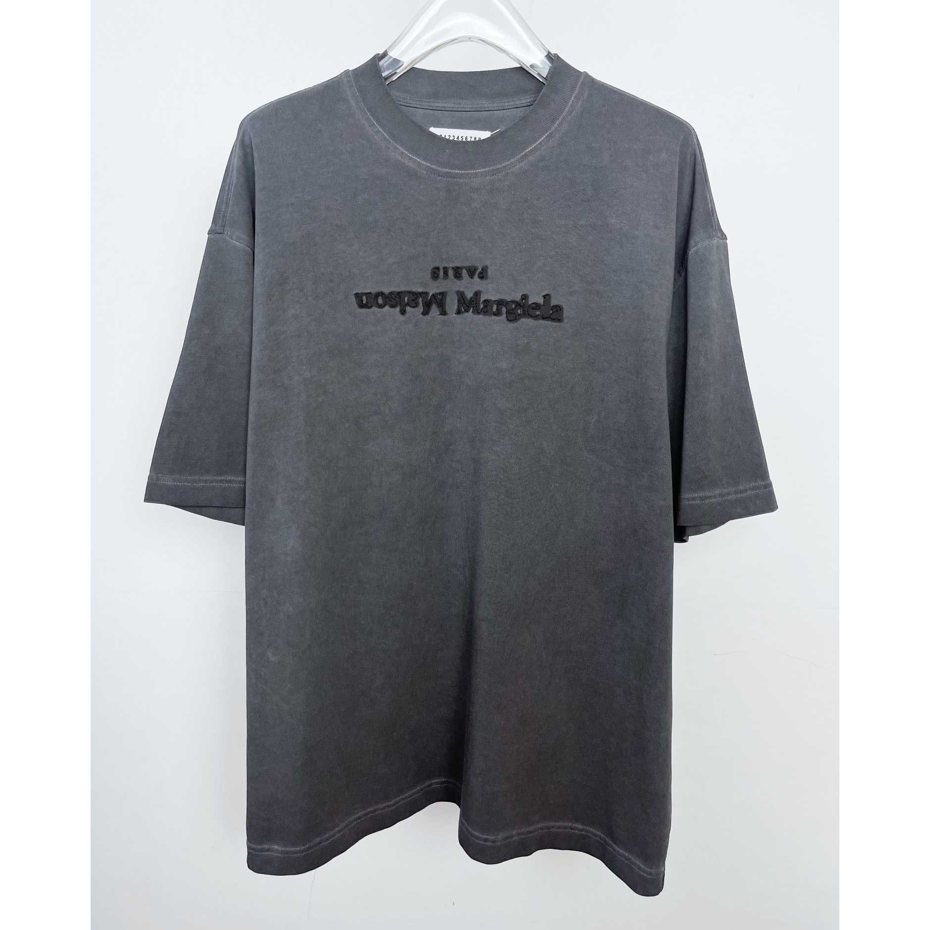 Maison Margiela Faded Logo T-Shirt In Washed Black - EUR FASHION