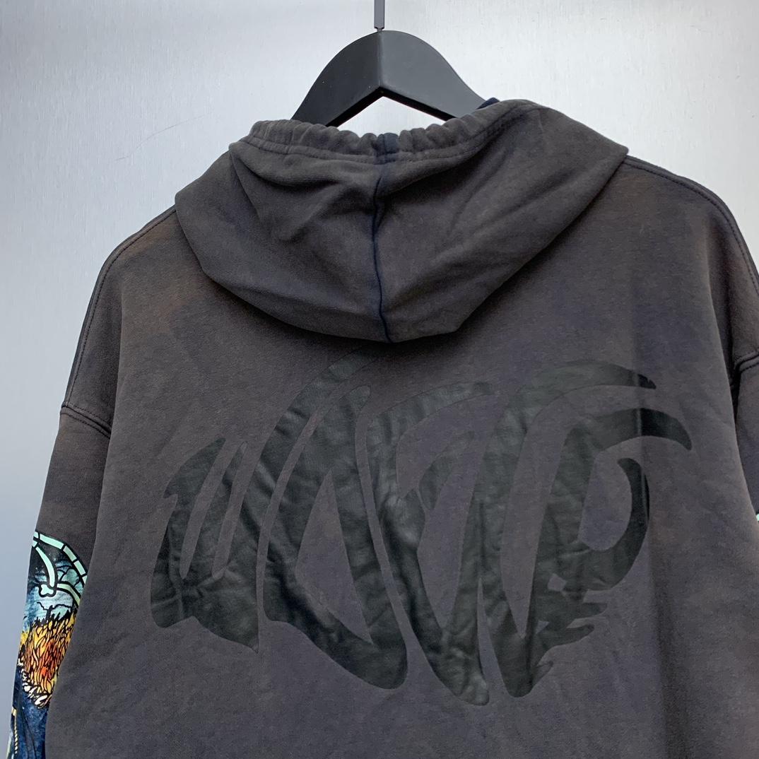 Who Decides War Hooded Sweatshirt - EUR FASHION