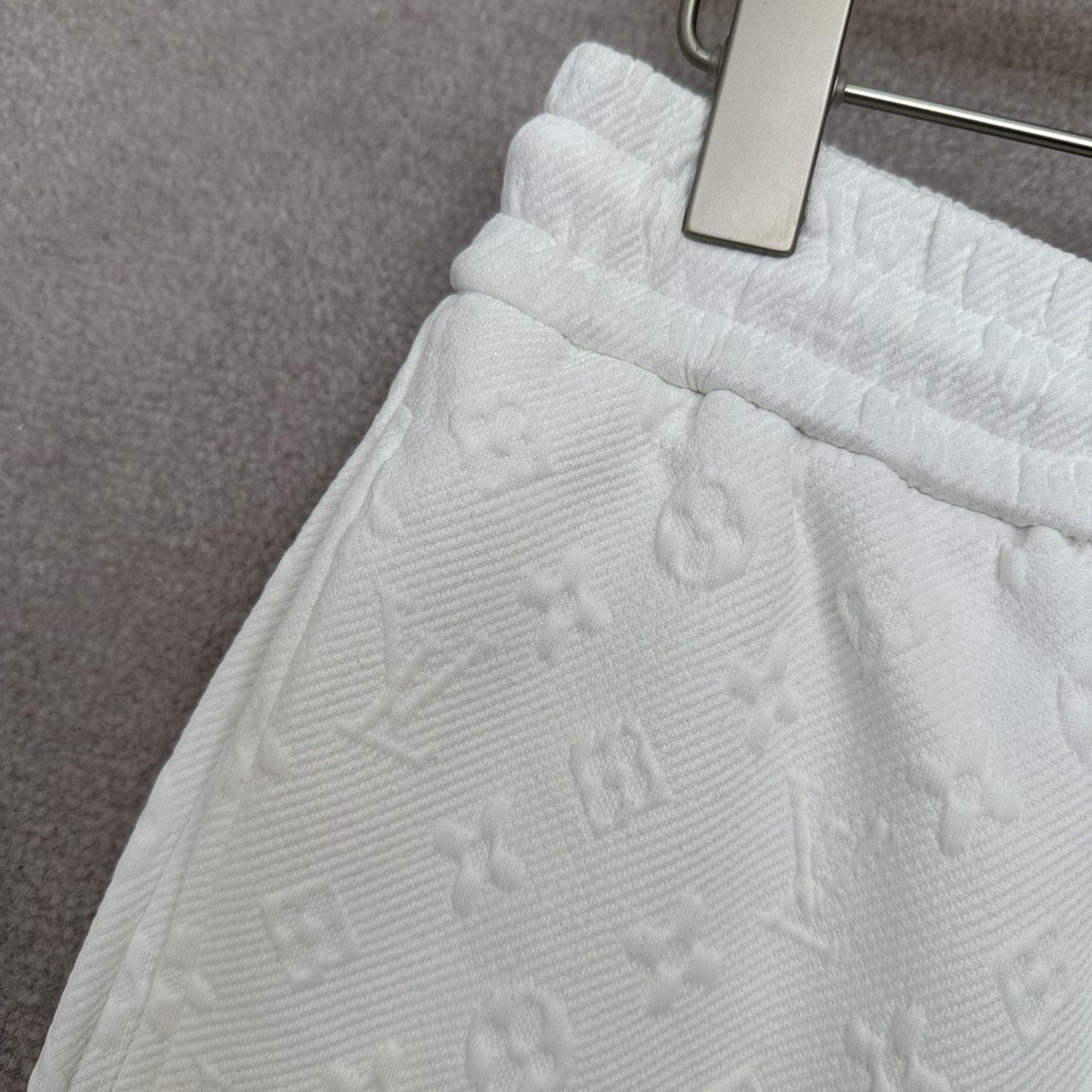 Louis Vuitton Monogram Shorts - EUR FASHION