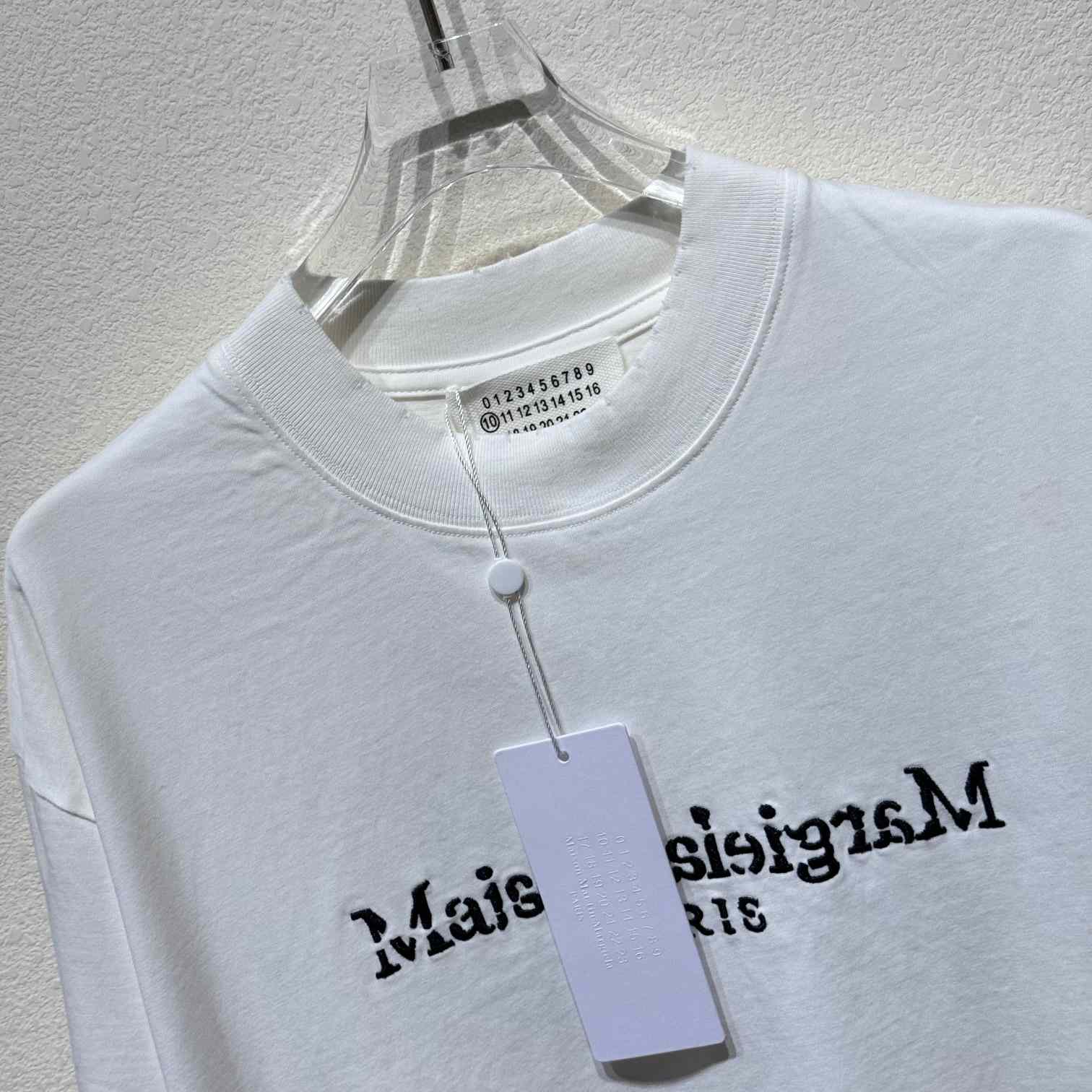 Maison Margiela Logo T-Shirt  - EUR FASHION