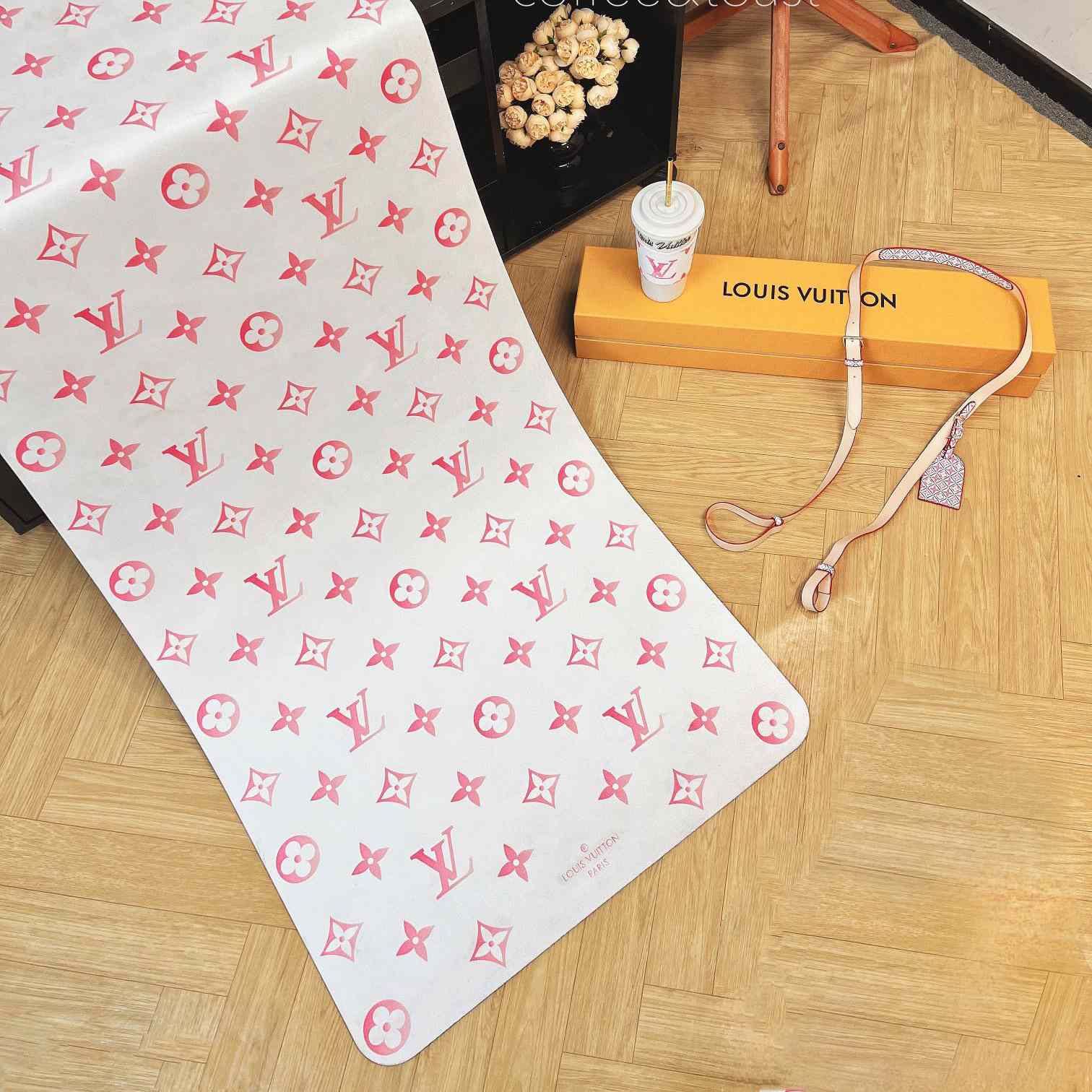 Louis Vuitton Exercise Mat  GI0920 - EUR FASHION