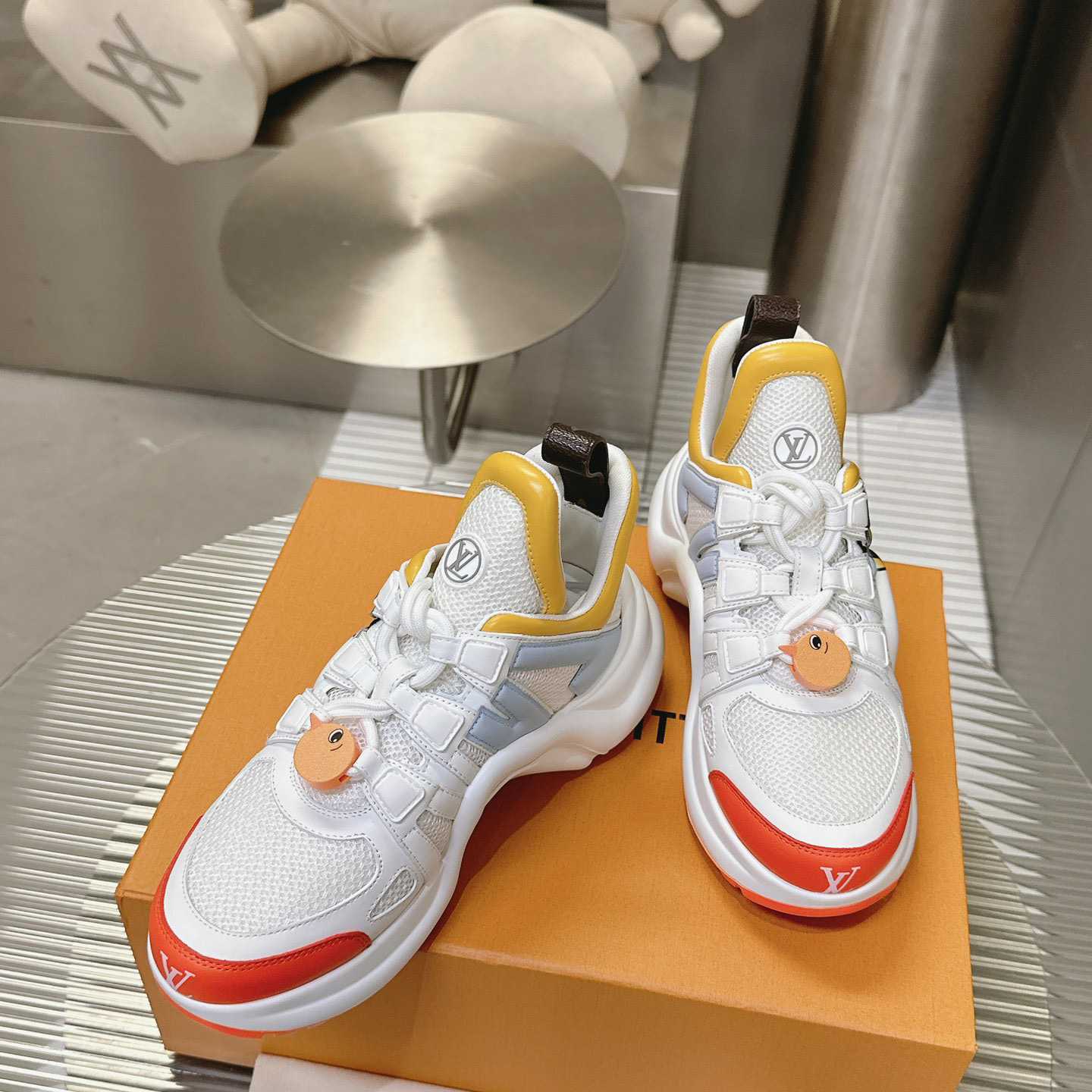 Louis Vuitton LV Archlight Sneaker    - EUR FASHION