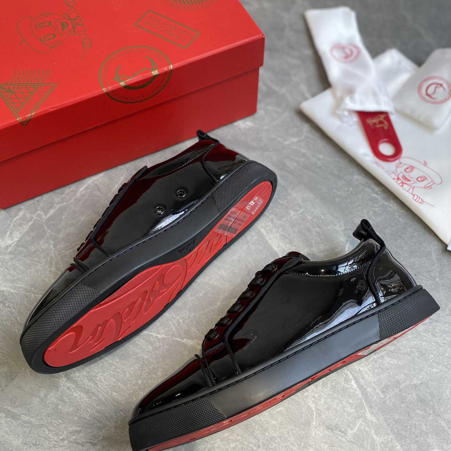 Christian Louboutin Sneakers - EUR FASHION