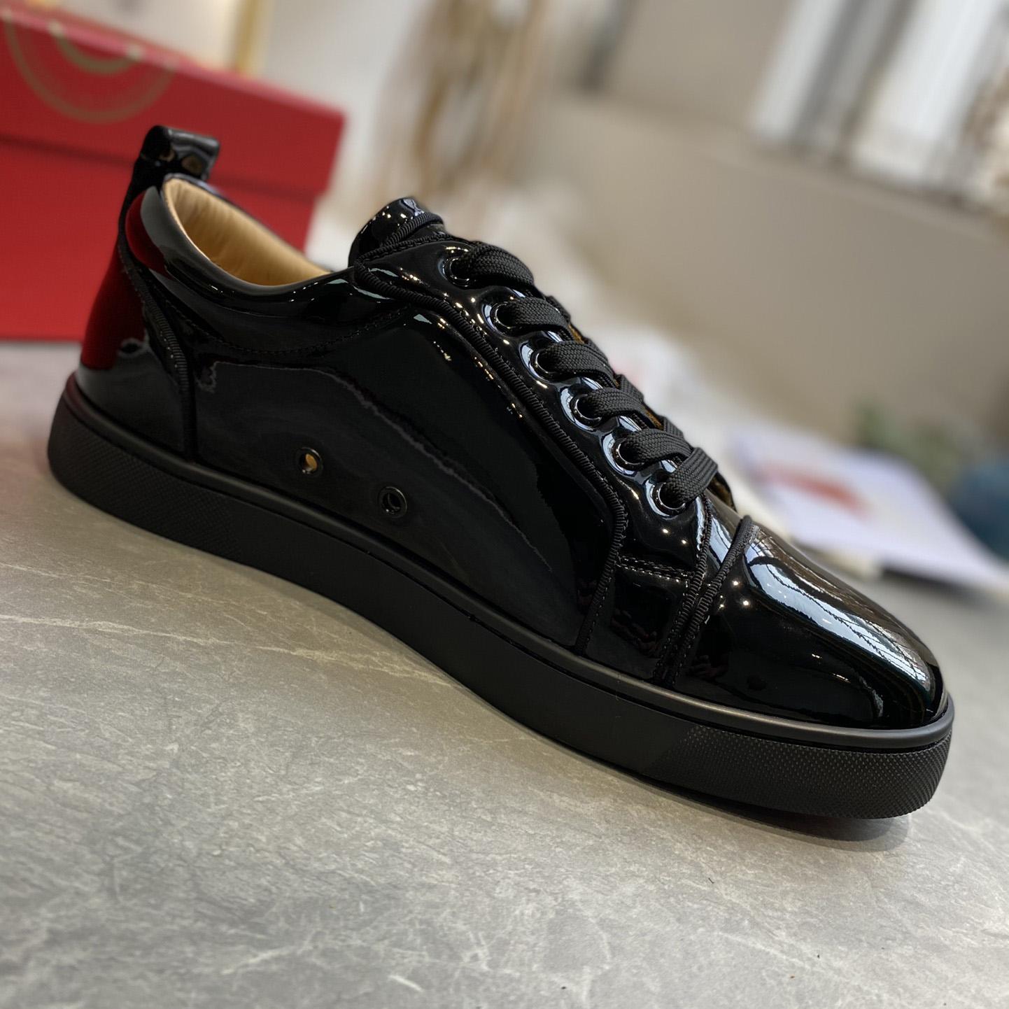 Christian Louboutin Sneakers - EUR FASHION