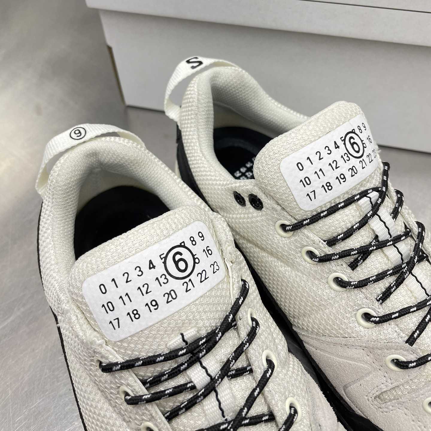 Maison Margiela Black Off- Salomon Edition X-Alpages Sneakers - EUR FASHION
