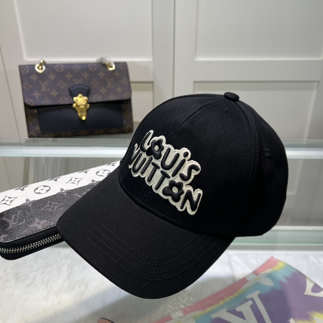 Louis Vuitton Cap - EUR FASHION