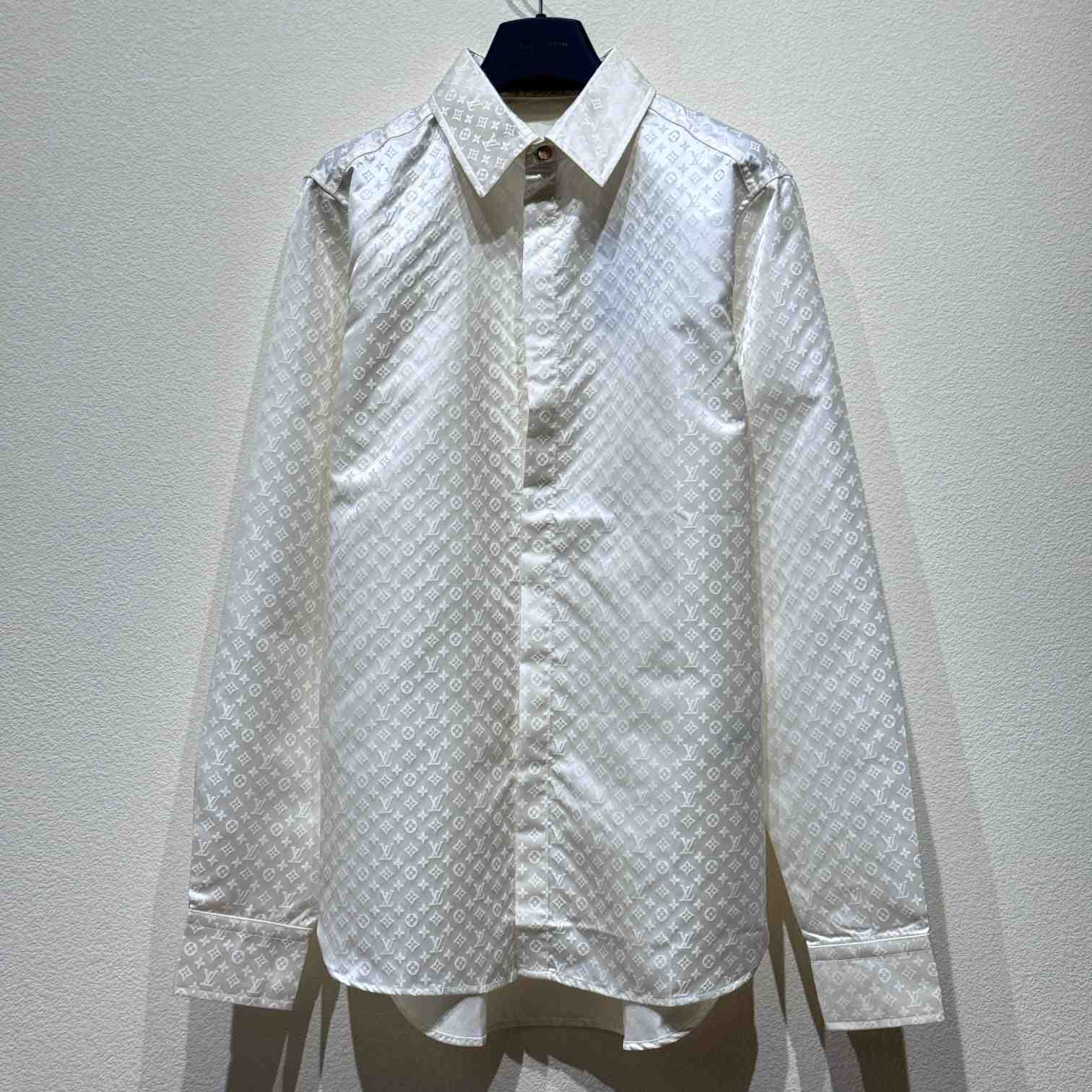 Louis Vuitton Monogram Long-Sleeved Silk Shirt   1AFJUD - EUR FASHION