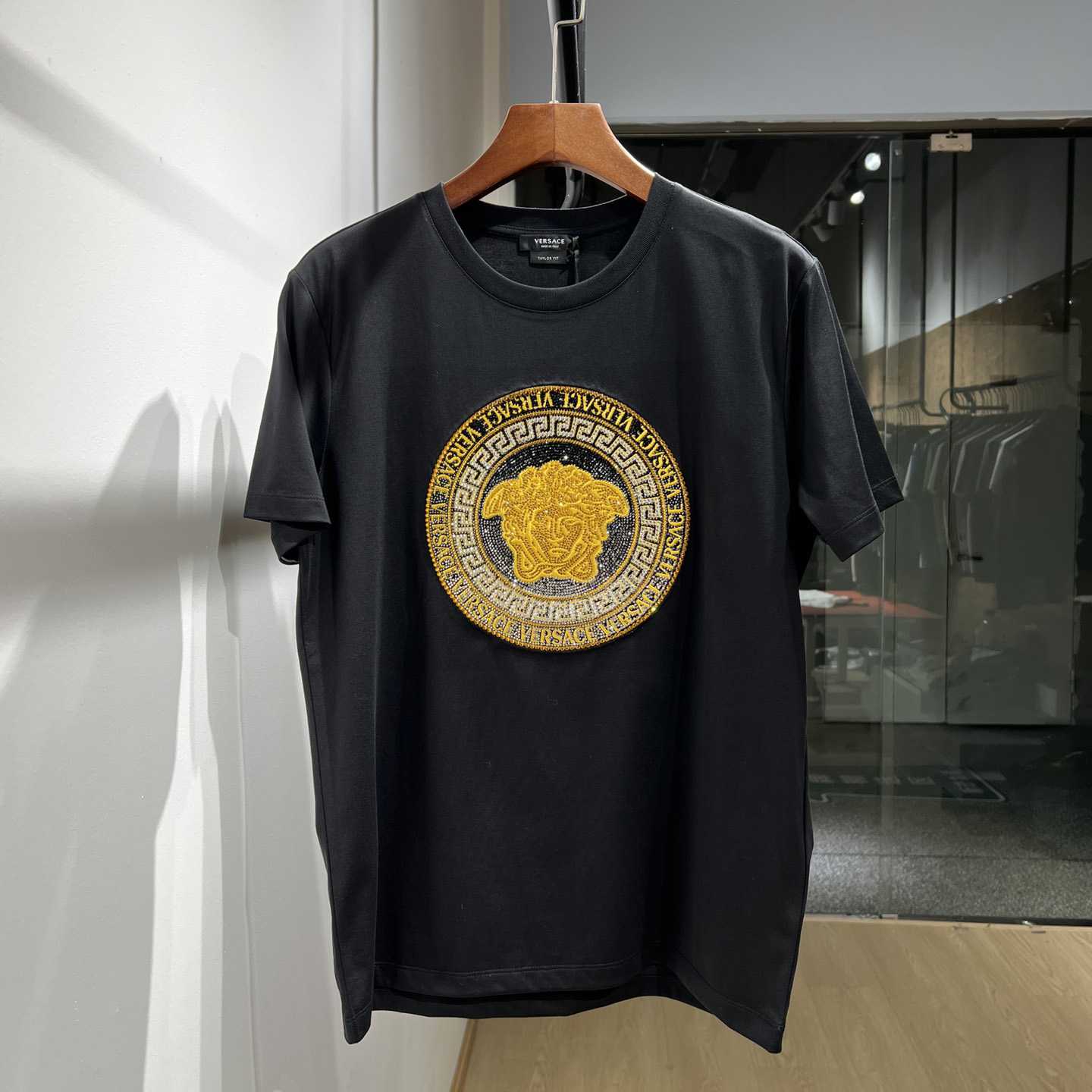 Versace Logo T-Shirt - EUR FASHION