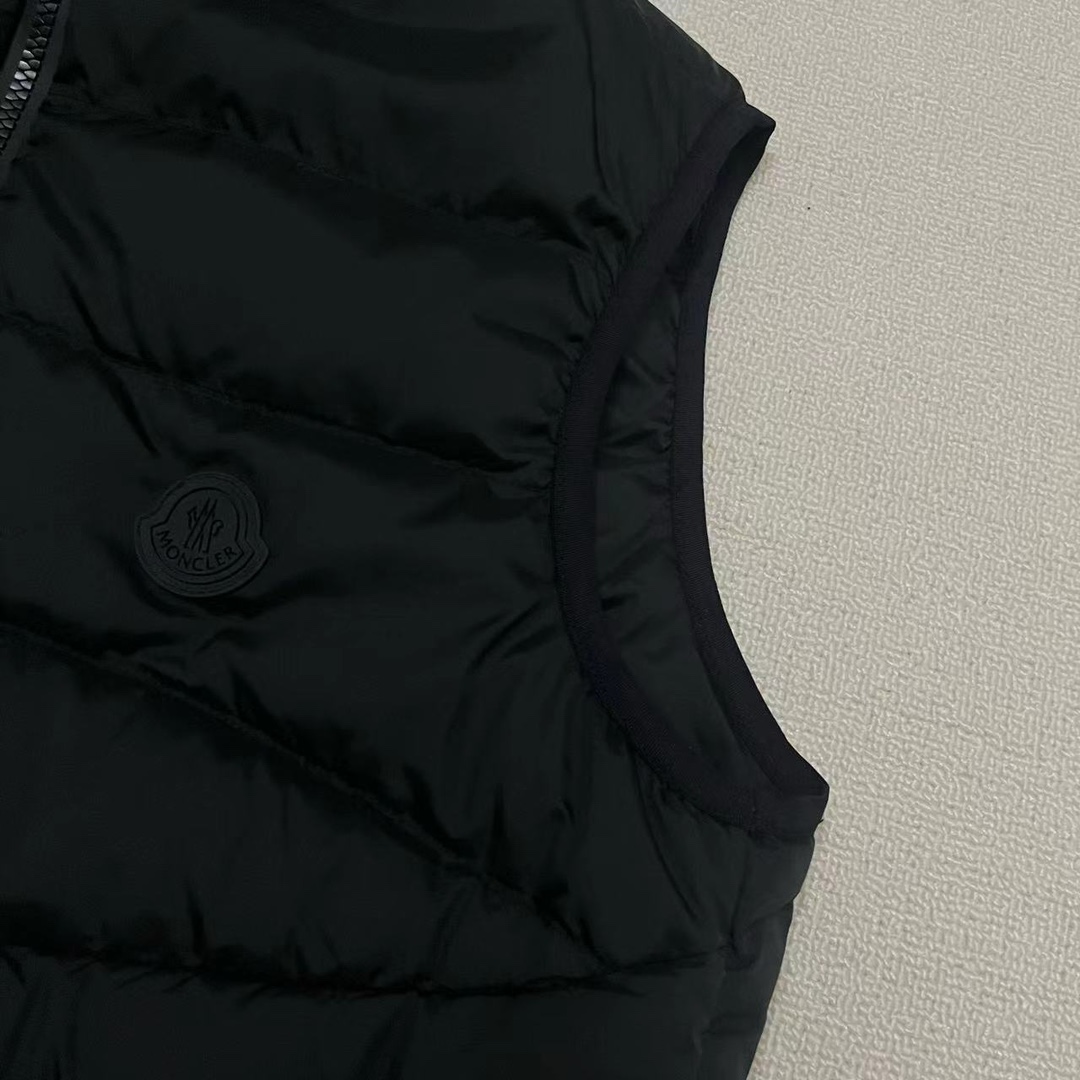 Moncler Nubiera Down Vest - EUR FASHION