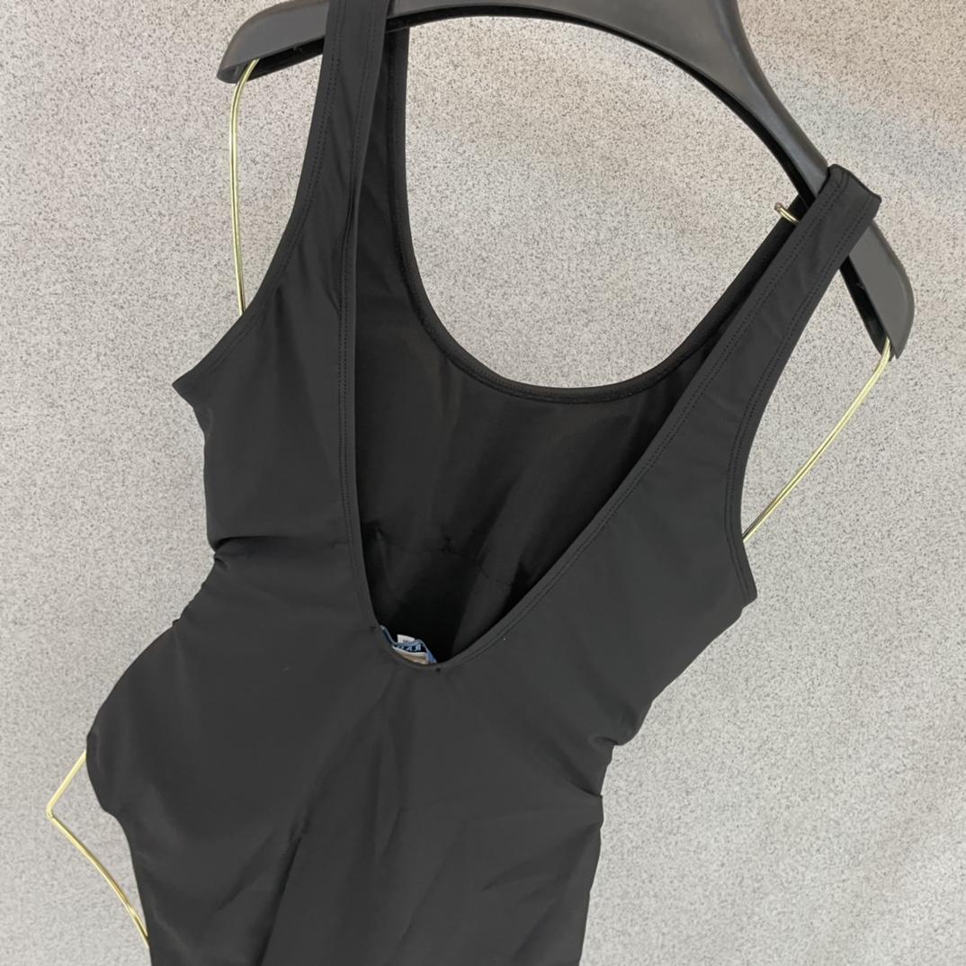 Gucci One-piece Swimsuit - EUR FASHION