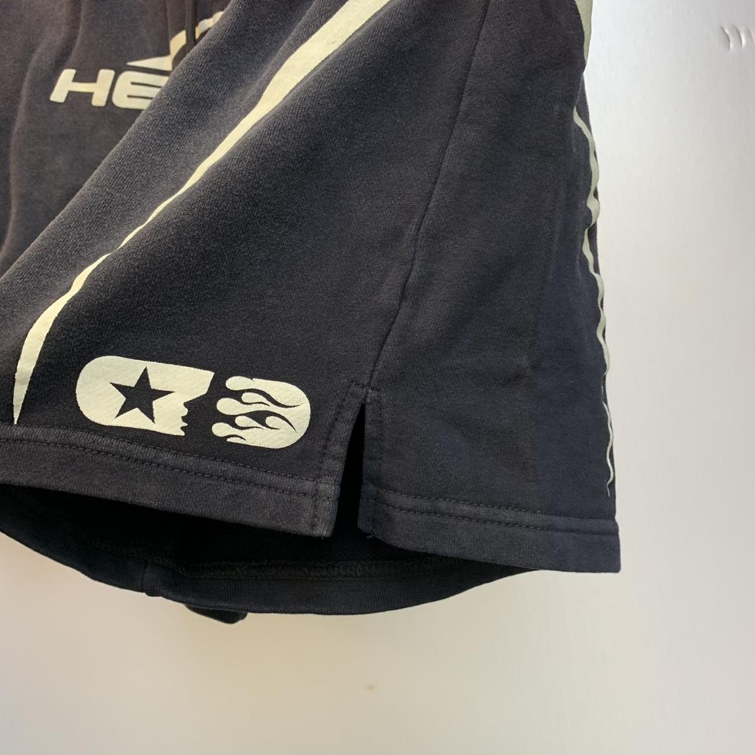 Hellstar Warm Up Shorts - EUR FASHION