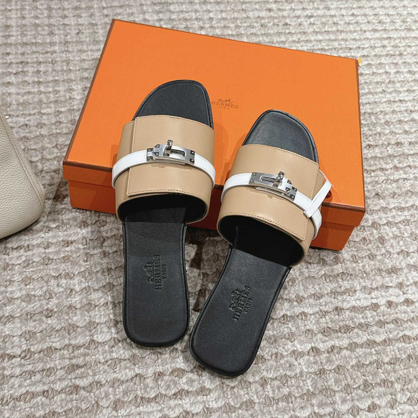 Hermes Giulia Sandal - EUR FASHION