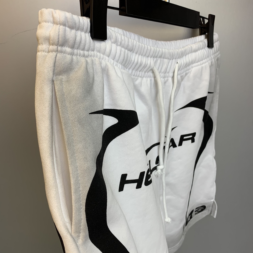 Hellstar Warm Up Shorts - EUR FASHION