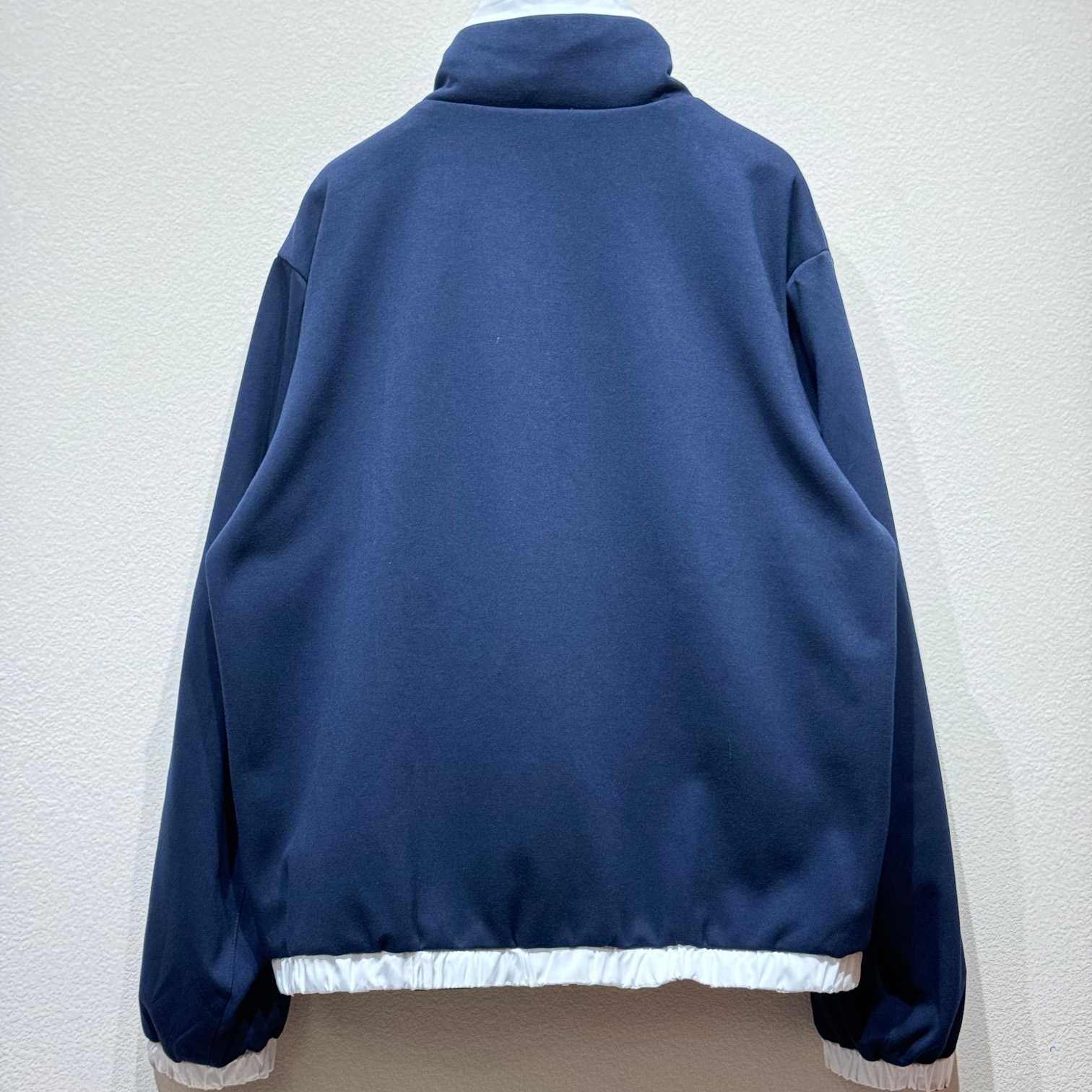 Louis Vuitton Reversible Nylon Windbreaker   1AFVMV - EUR FASHION