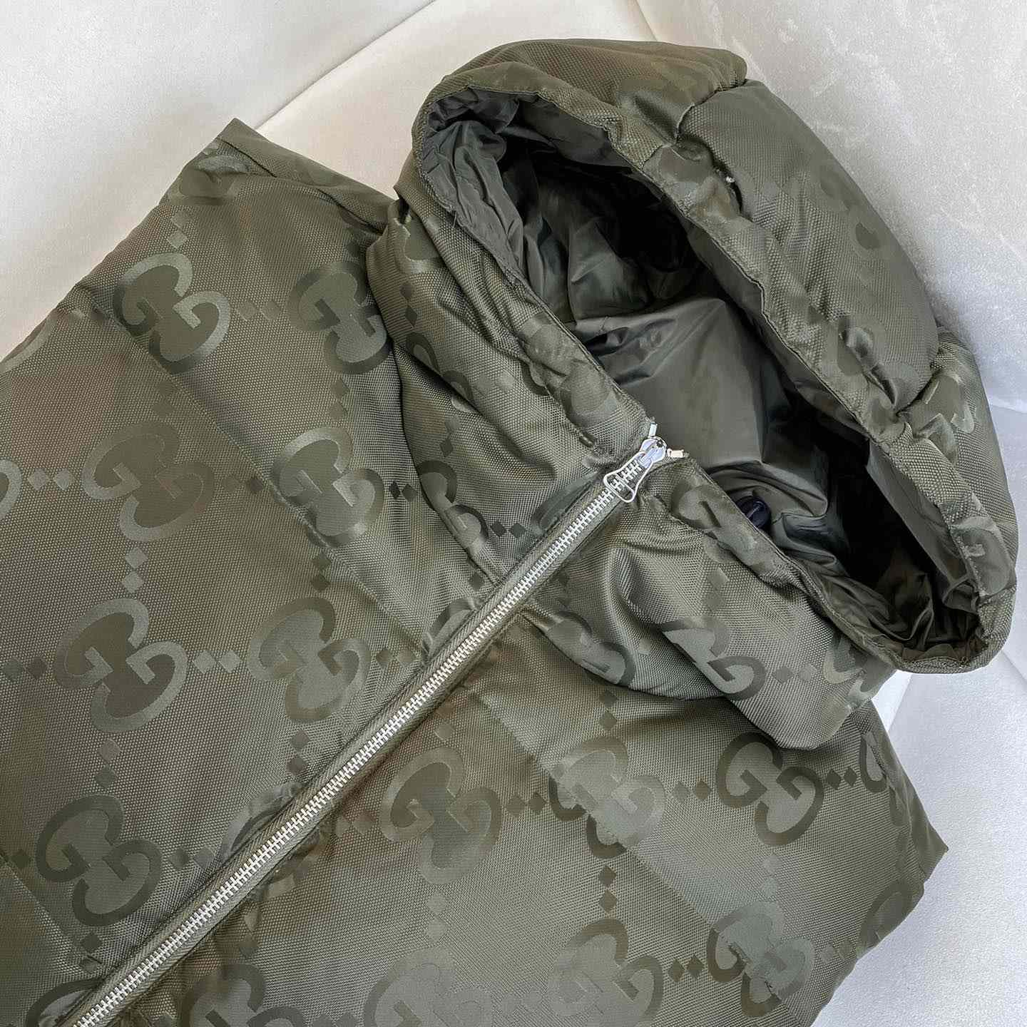 Gucci Jumbo GG Canvas Down Vest - EUR FASHION