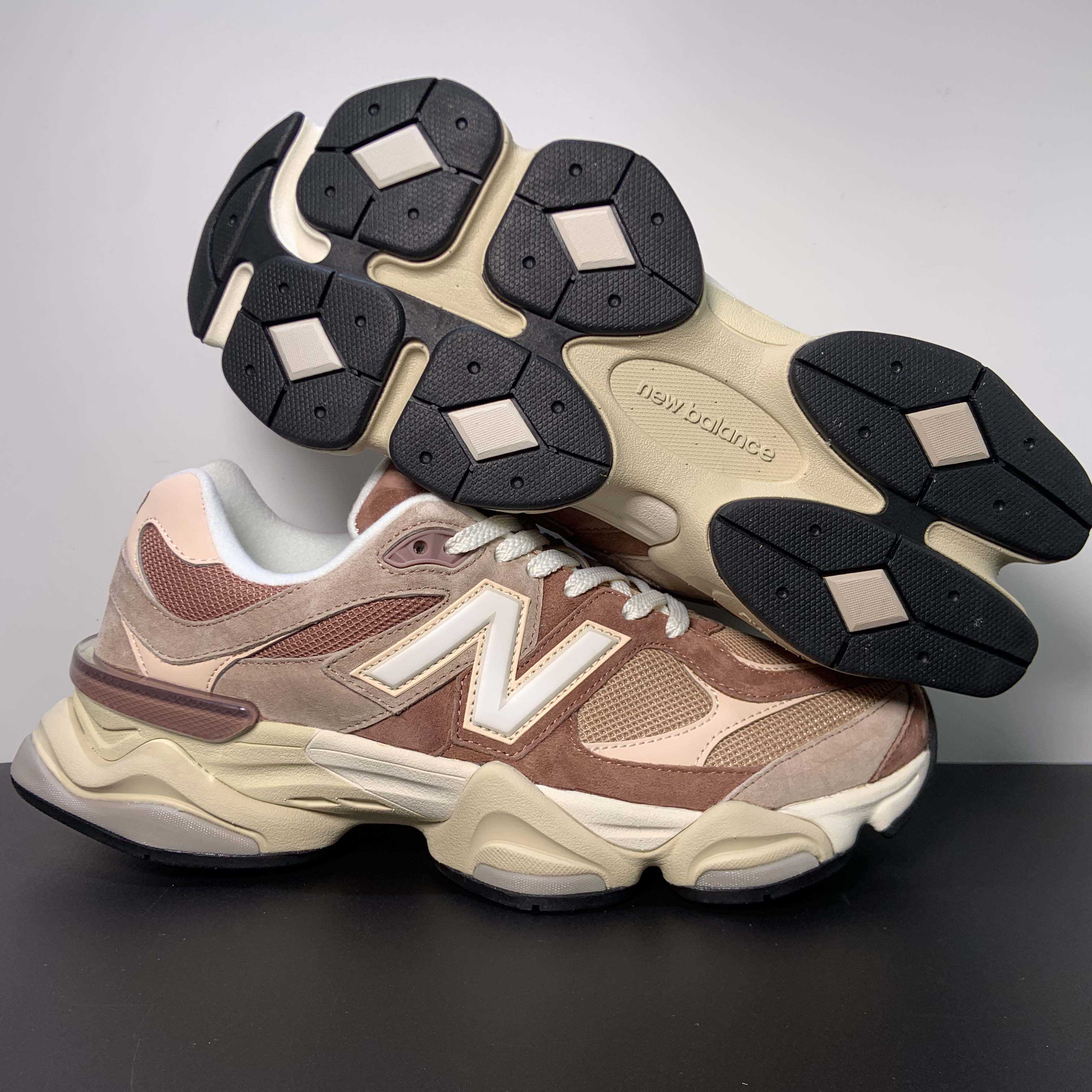 New Balance U9060EEH Sneakers      U9060EEH - EUR FASHION