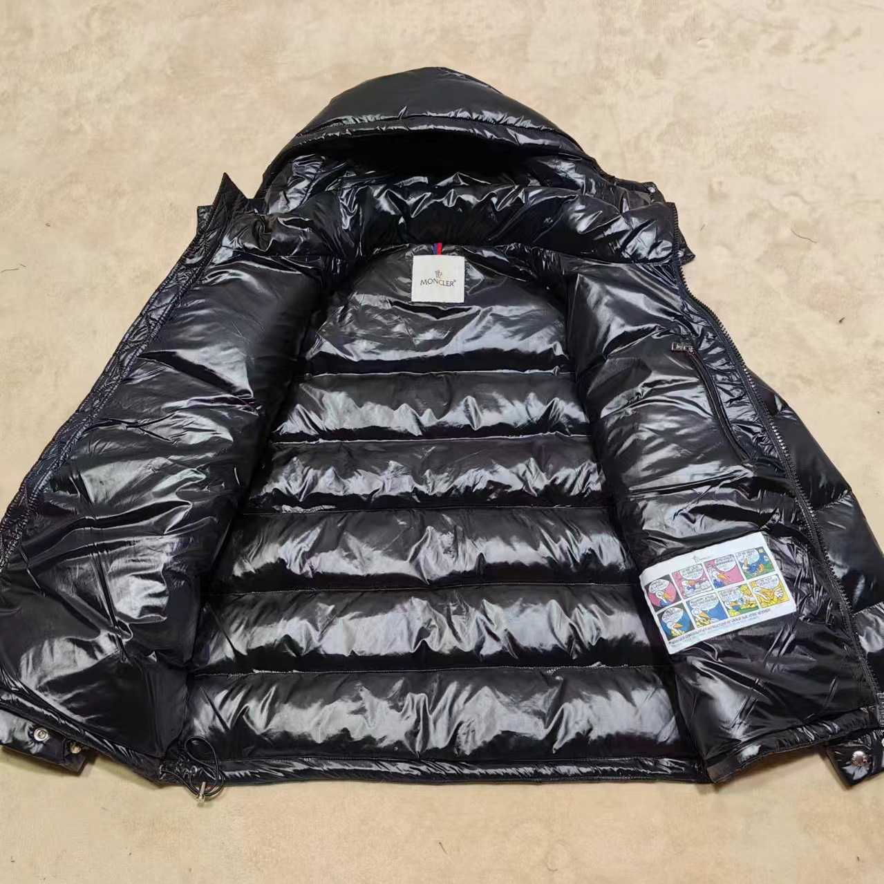 Moncler Short Down Jacket - EUR FASHION