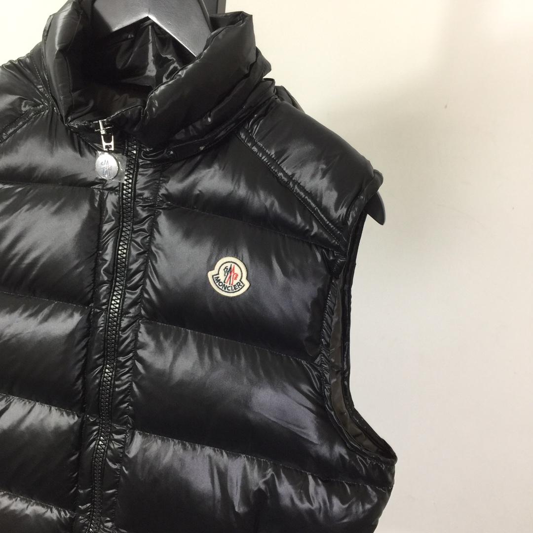 Moncler Bormes Vest - EUR FASHION