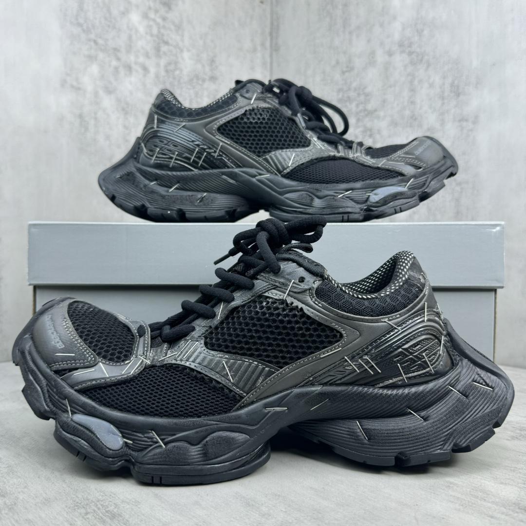 Balenciaga Stapler Sneaker  - EUR FASHION