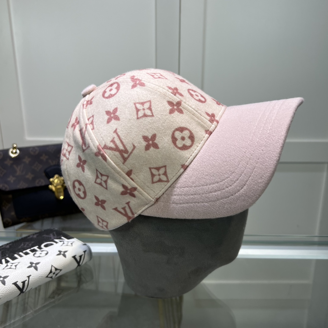 Louis Vuitton Cap - EUR FASHION