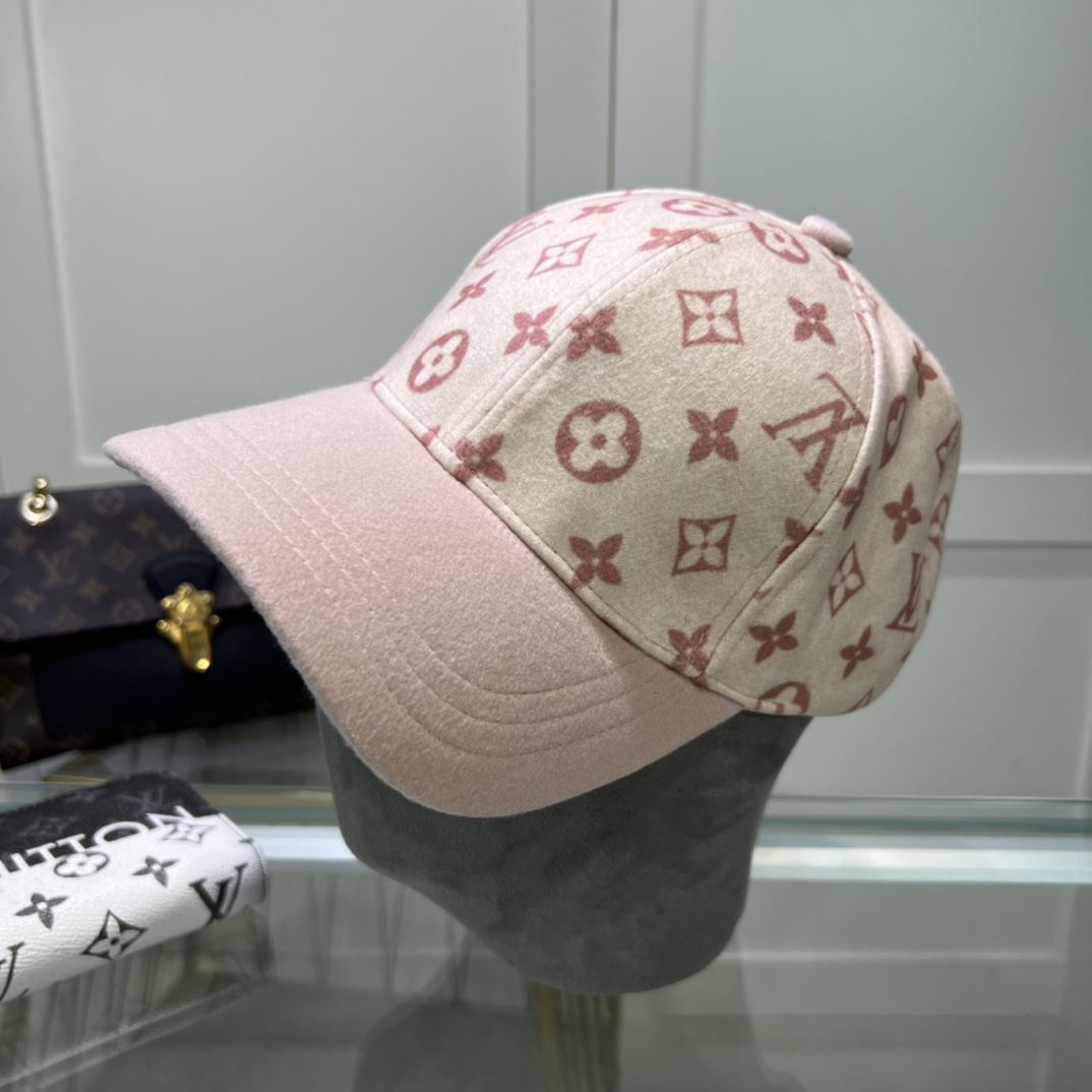 Louis Vuitton Cap - EUR FASHION