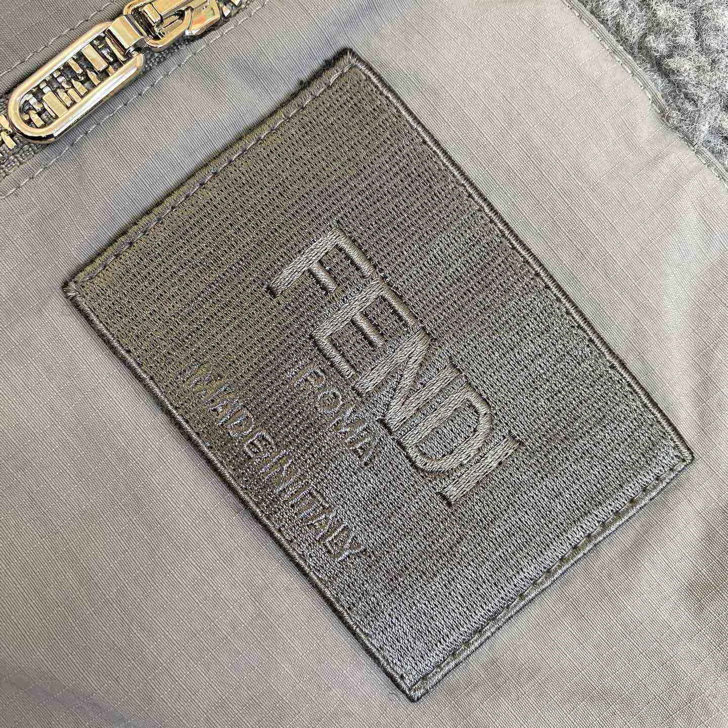 Fendi Logo-appliqué Fleece Jacket - EUR FASHION