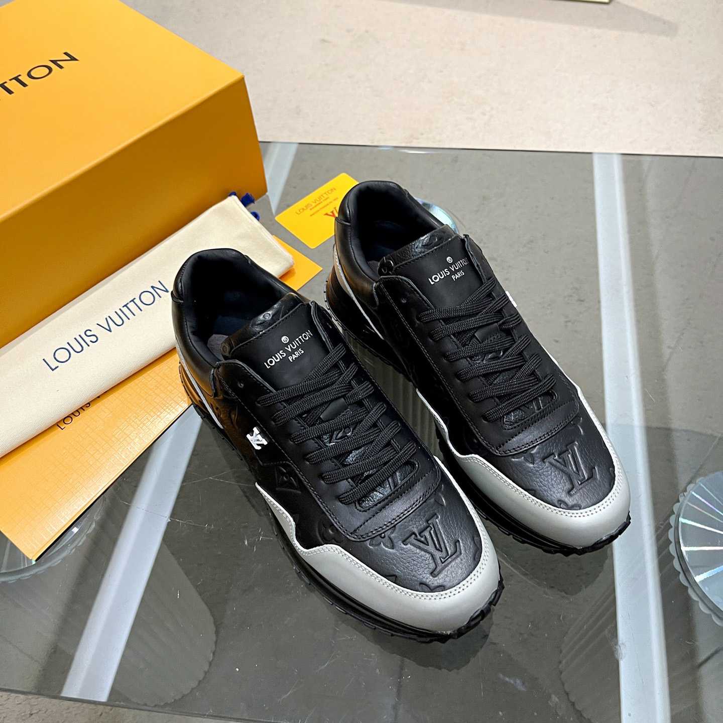 Louis Vuitton Run Away Sneaker         - EUR FASHION