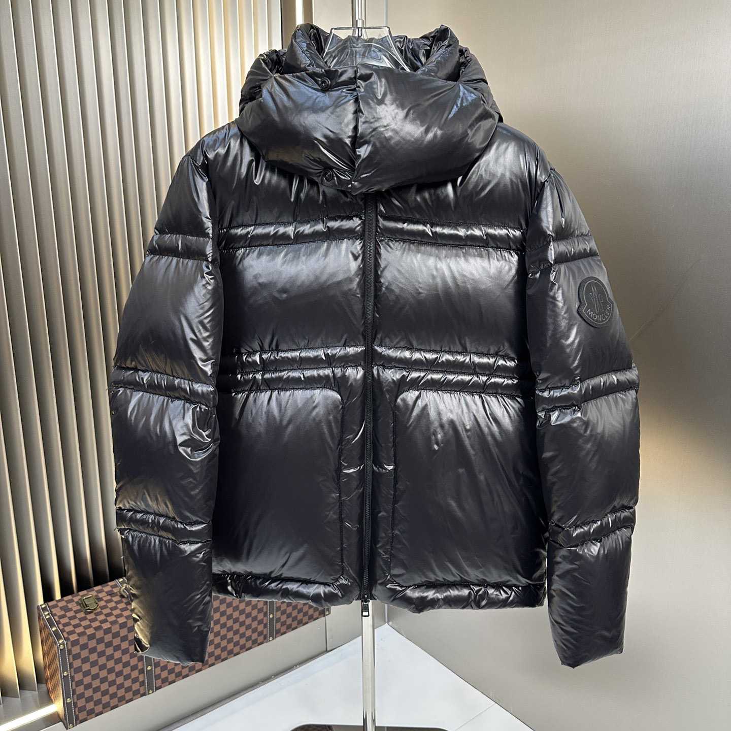 Moncler Thuban Nylon Laquè Down Jacket - EUR FASHION