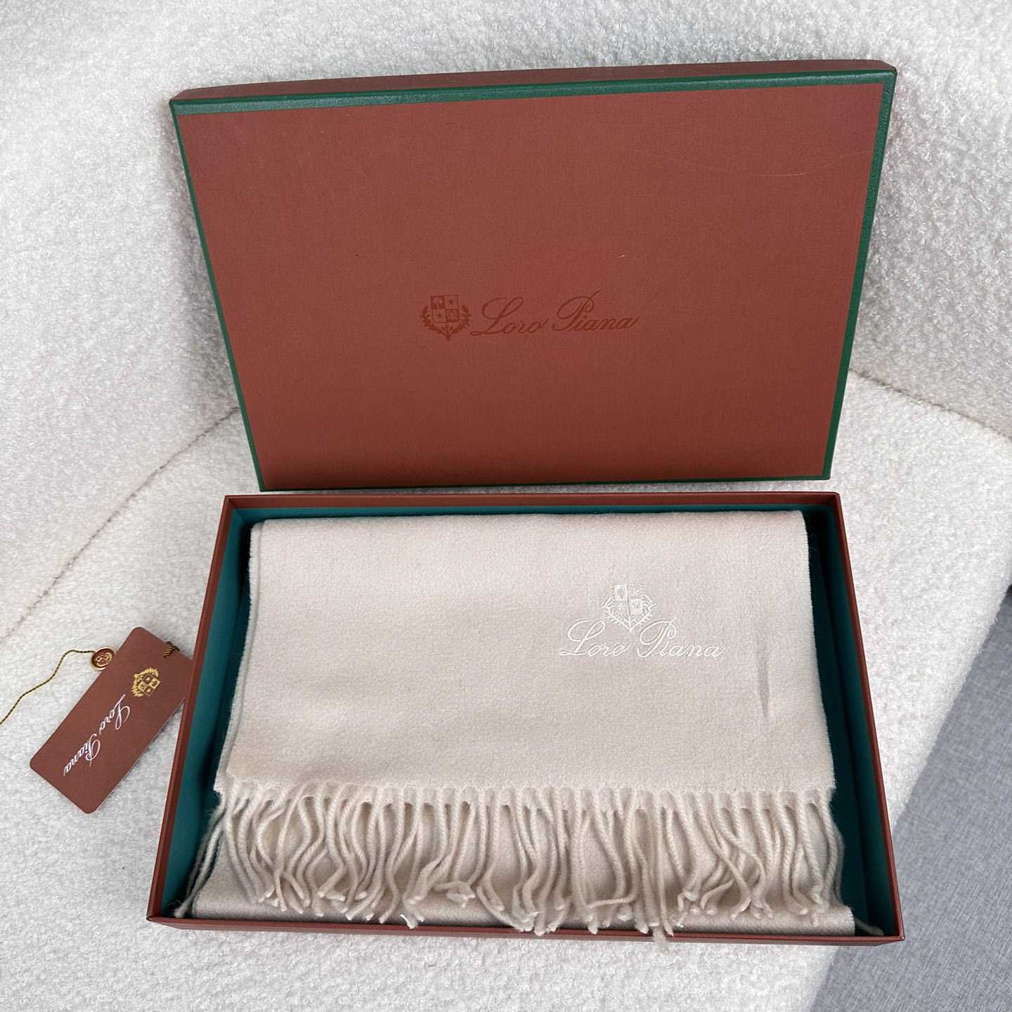 Loro Piana Grande Unita Scarf - EUR FASHION