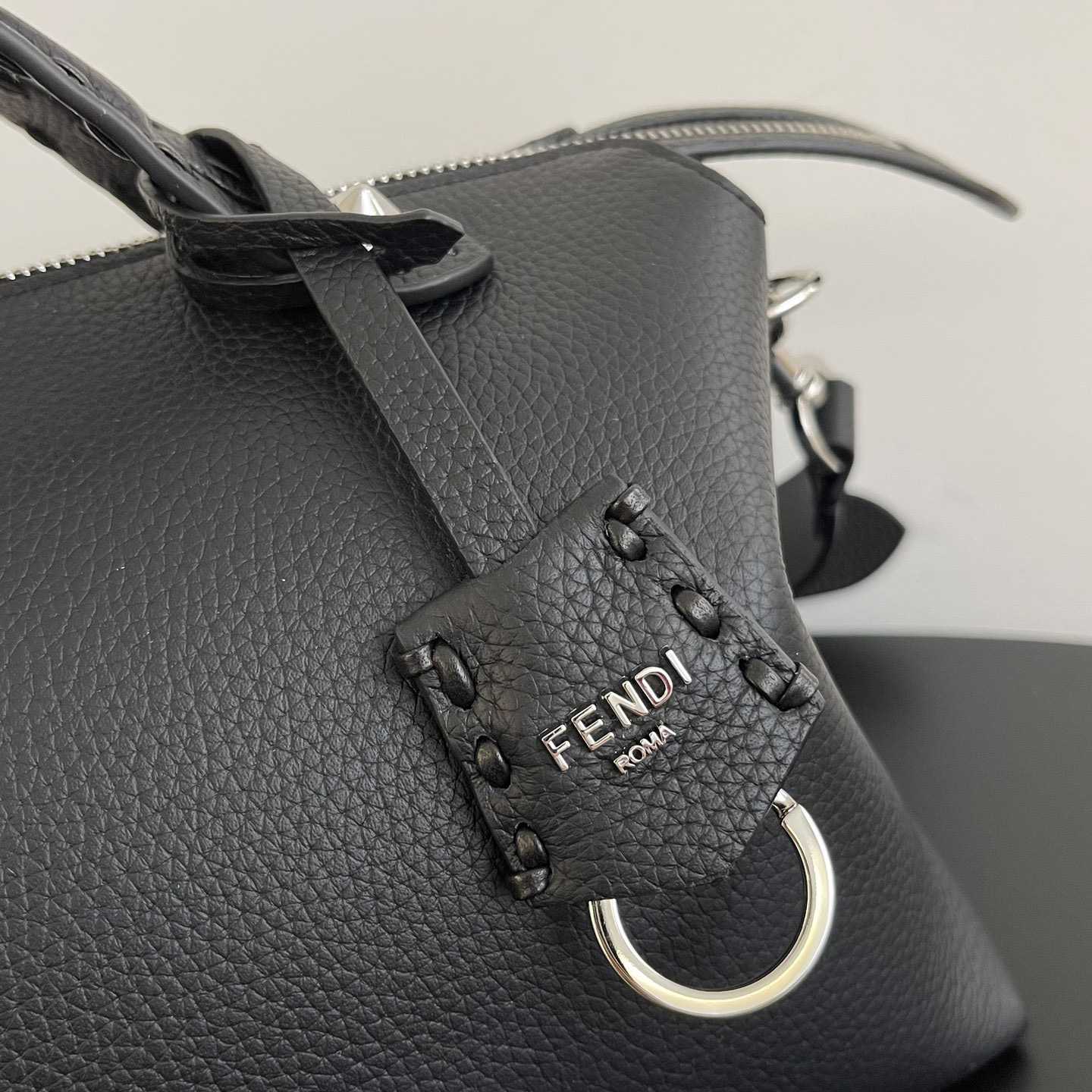 Fendi By The Way Selleria Medium Selleria Bag With 192 Hand-sewn Topstitches - EUR FASHION