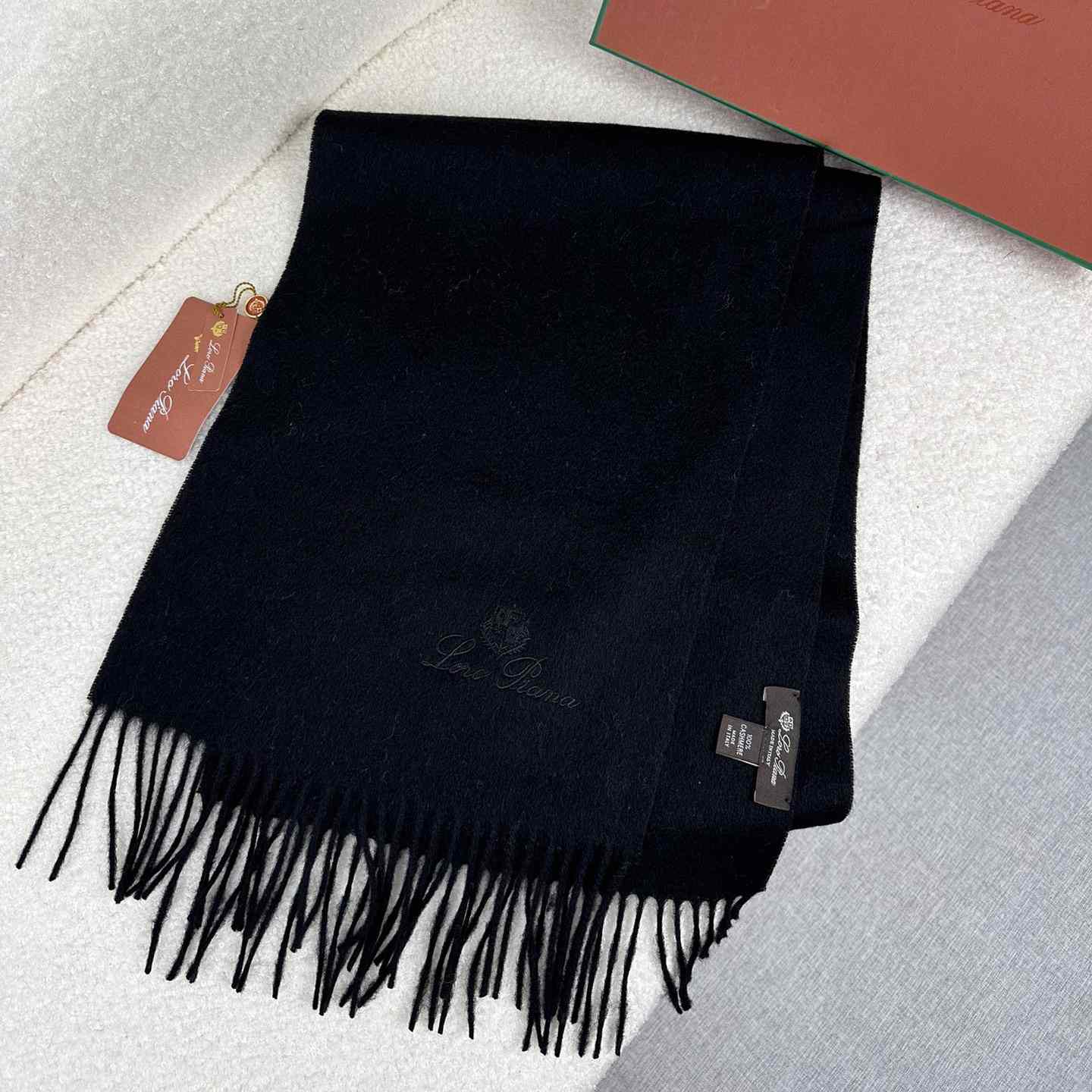 Loro Piana Grande Unita Scarf - EUR FASHION