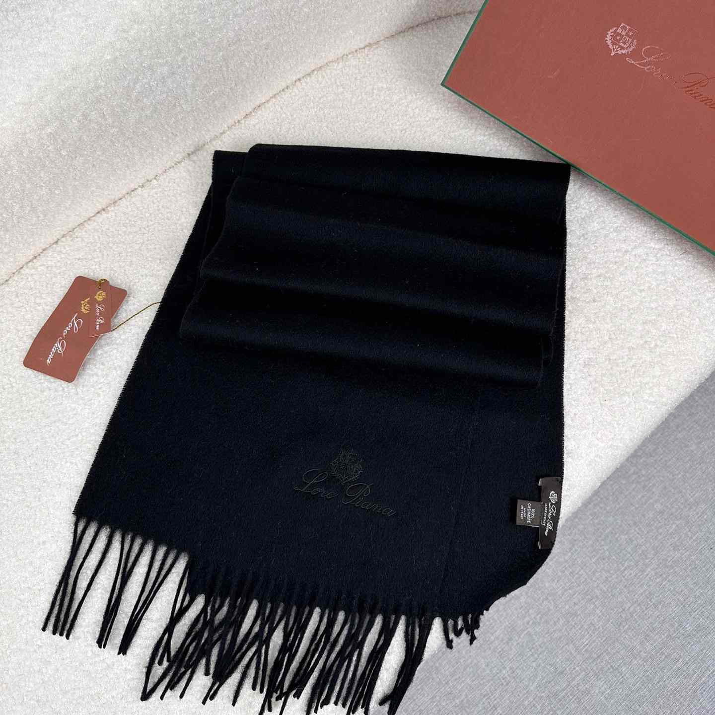 Loro Piana Grande Unita Scarf - EUR FASHION