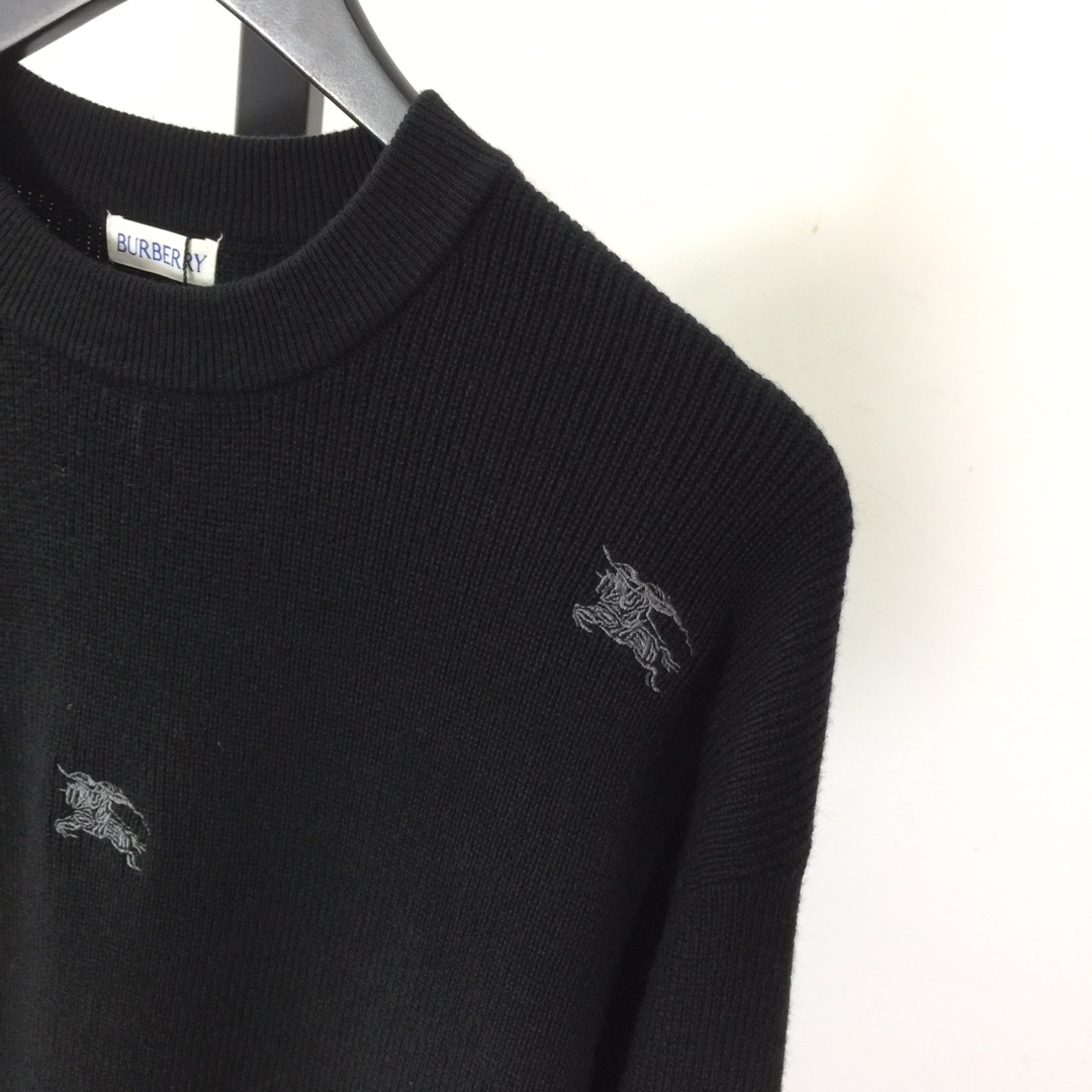 Burberry Logo Sweater - EUR FASHION