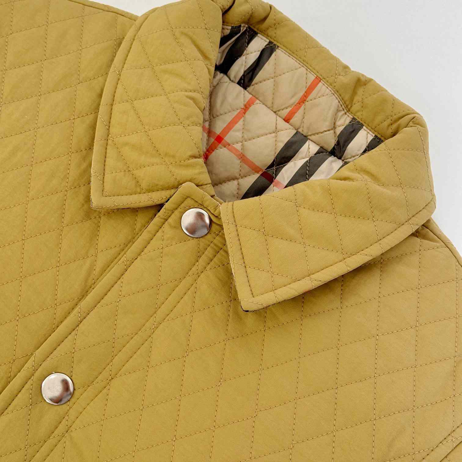 Burberry Reversible Quilted Nylon Jacket - EUR FASHION