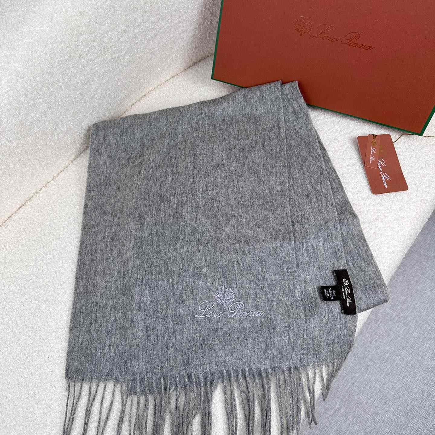 Loro Piana Grande Unita Scarf - EUR FASHION